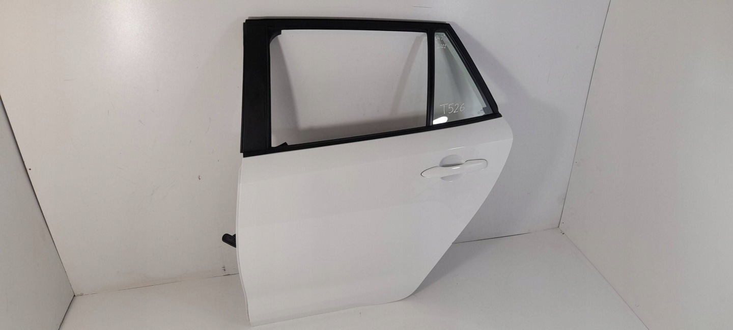 Toyota Corolla E21 Kombi door rear. left (T526)