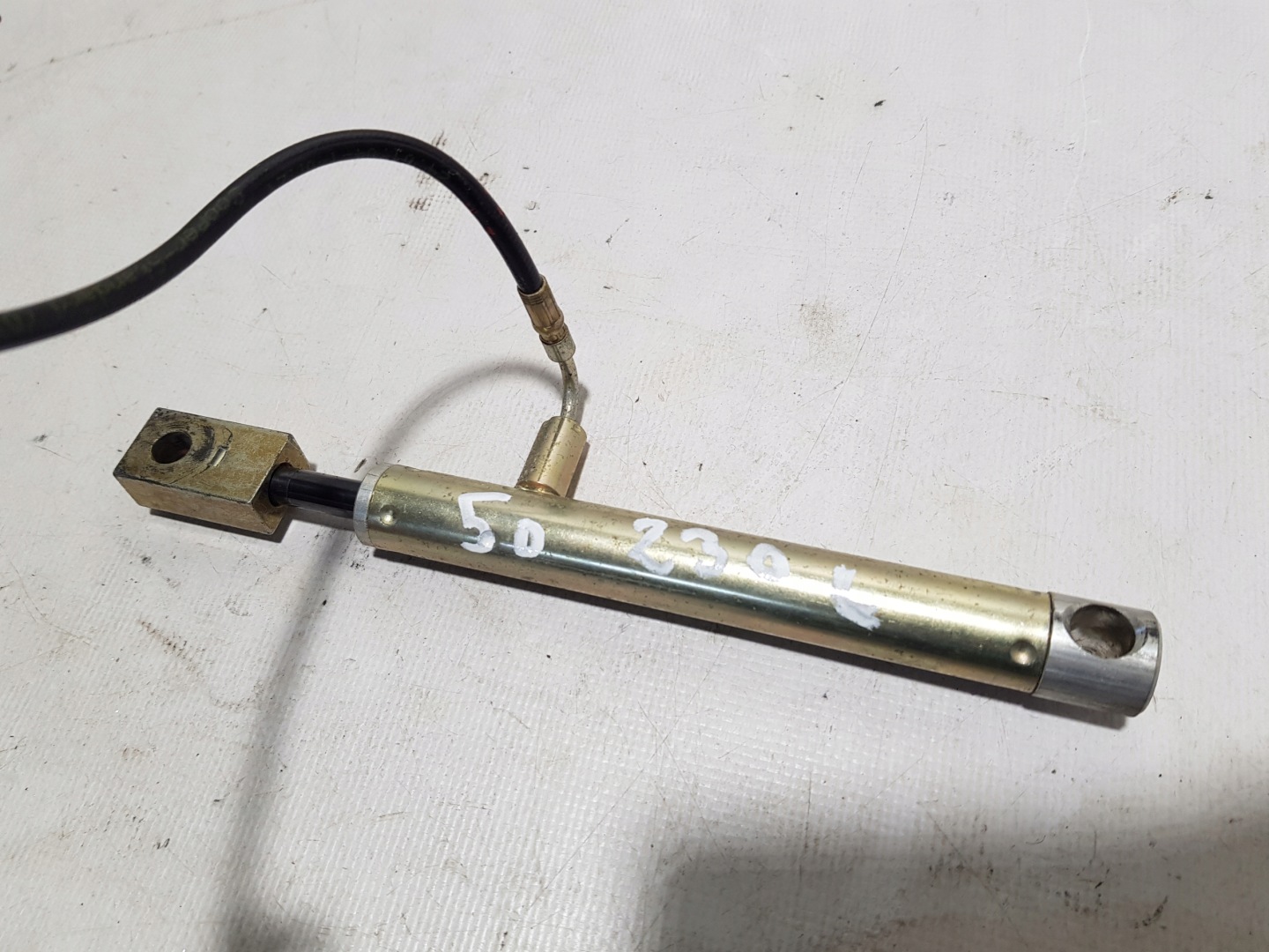 MERCEDES SL R230 W230 damper roofs left 21