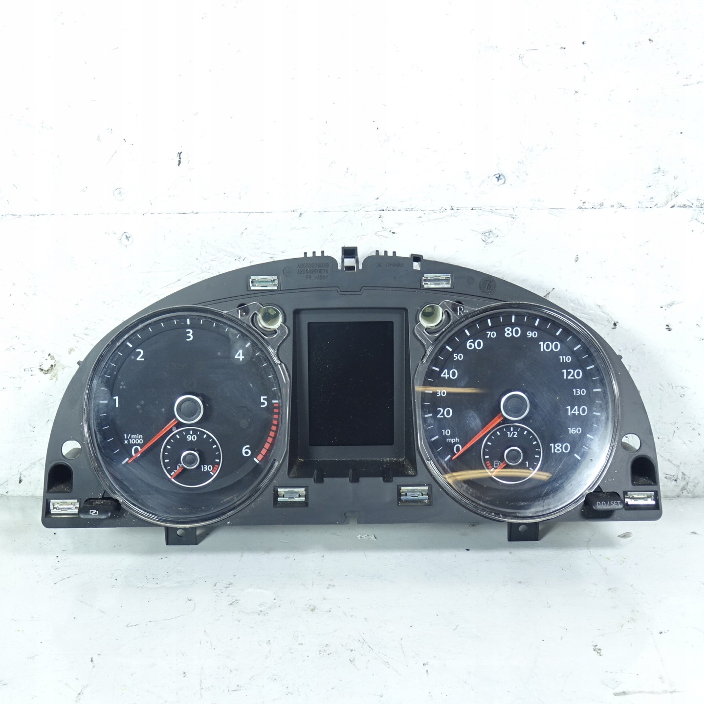 VW PASSAT CC 2.0TDI dials 3C8920970P