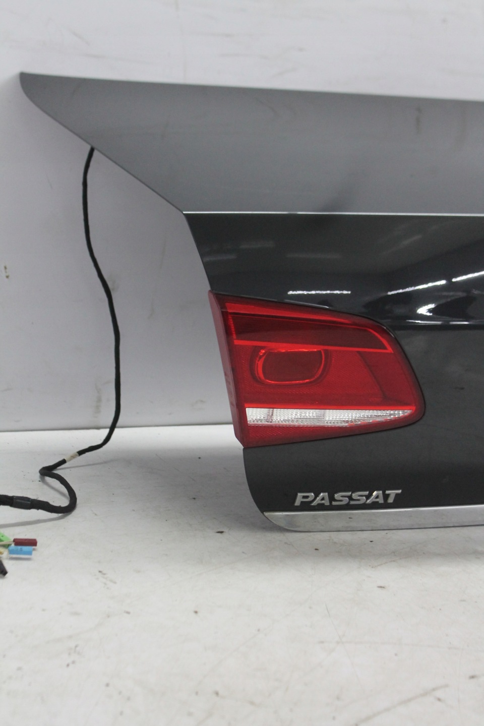 trunk door boot rear part sedan VW PASSAT B7 LI7F 10-14