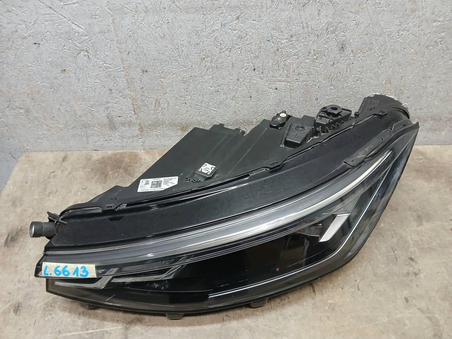 light front left VW PASSAT B9 3J1 FULL LED 3J1941005