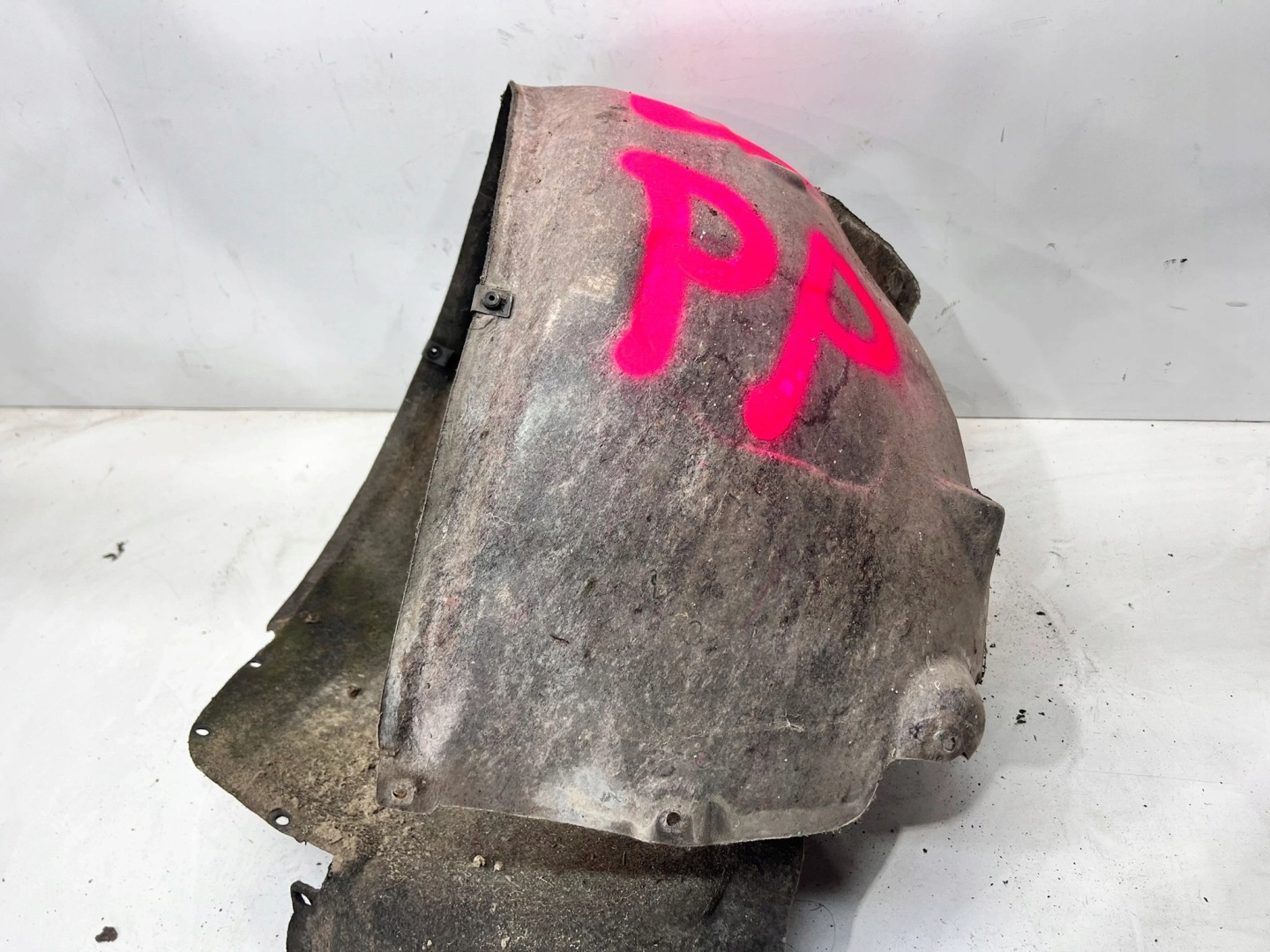 mudguard right front AUDI TT 8J 8J0821172B