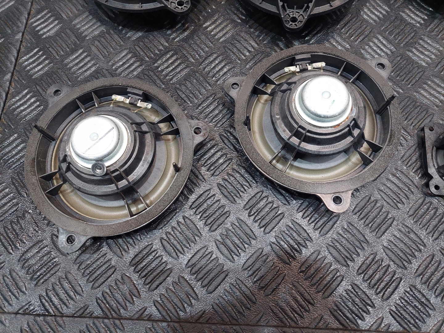 speakers BOSE running board INFINITI FX II