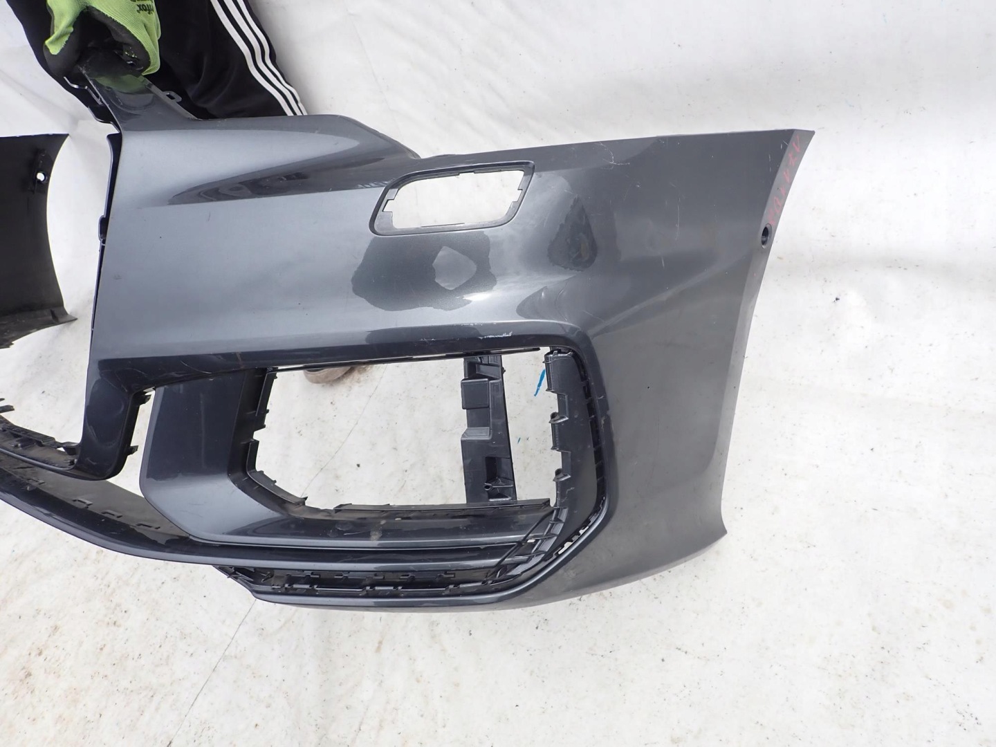 AUDI A6 C8 4K S-LINE 18-> bumper front washer PDC