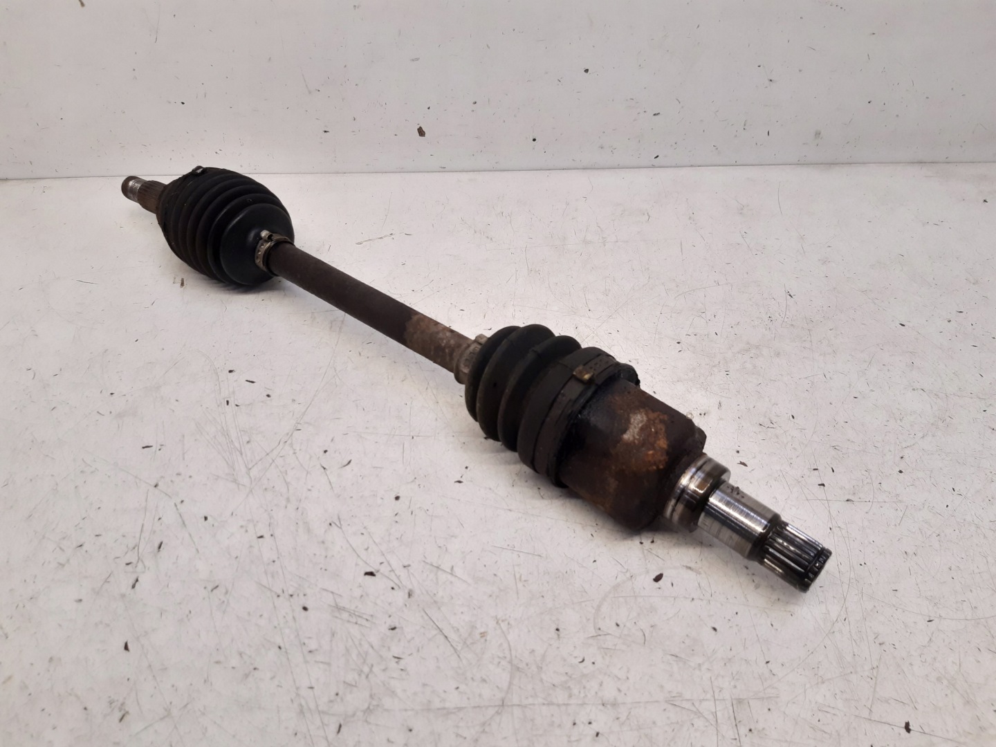 semi-axis left Ford Fiesta MK7
