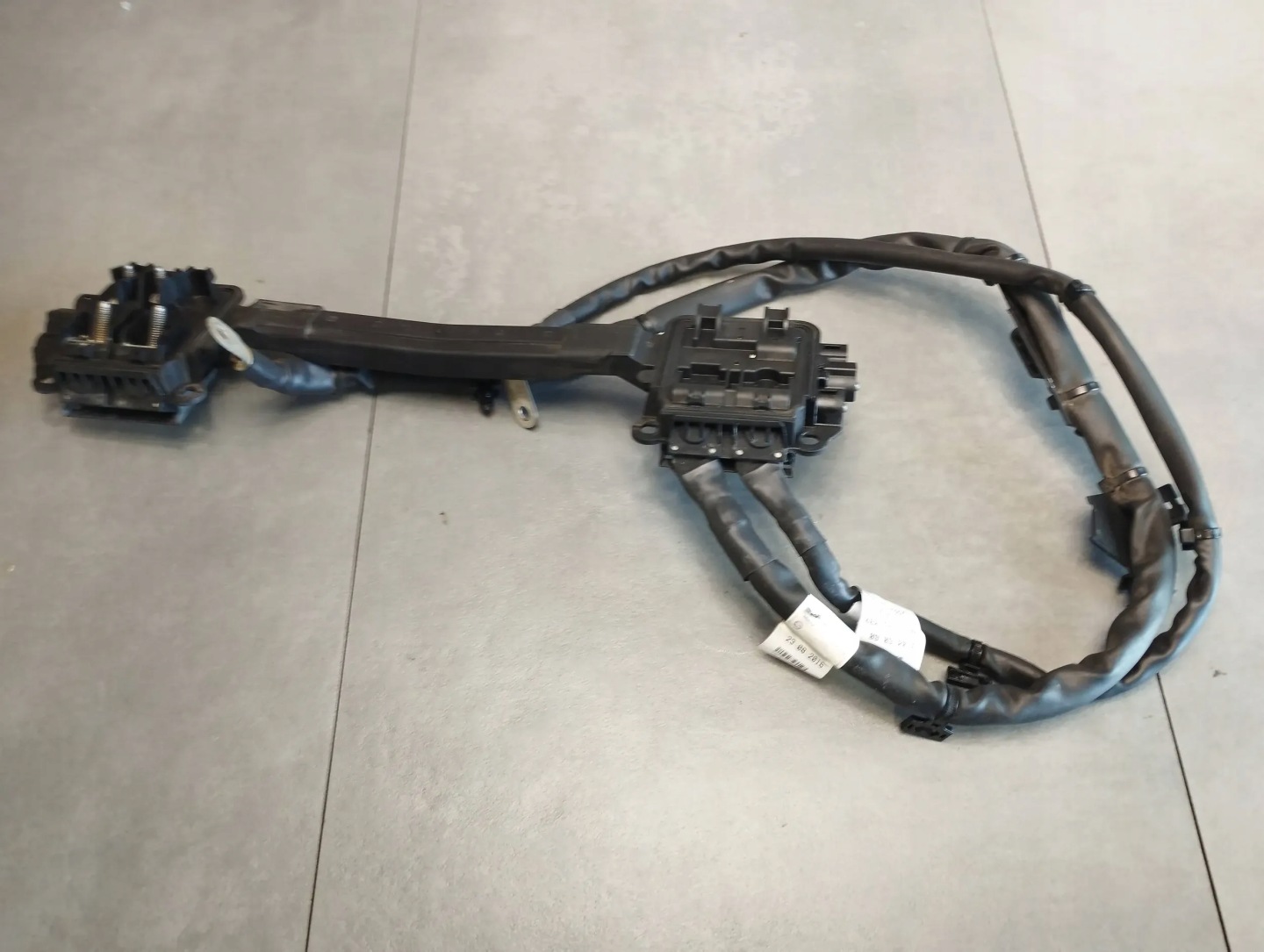 Mercedes-Benz GLC X253 terminal cable battery A2055455200