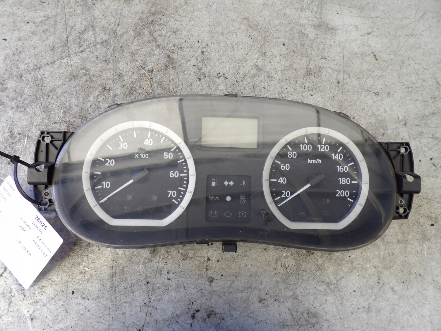 Dacia Logan dials, liczniki 8200377739