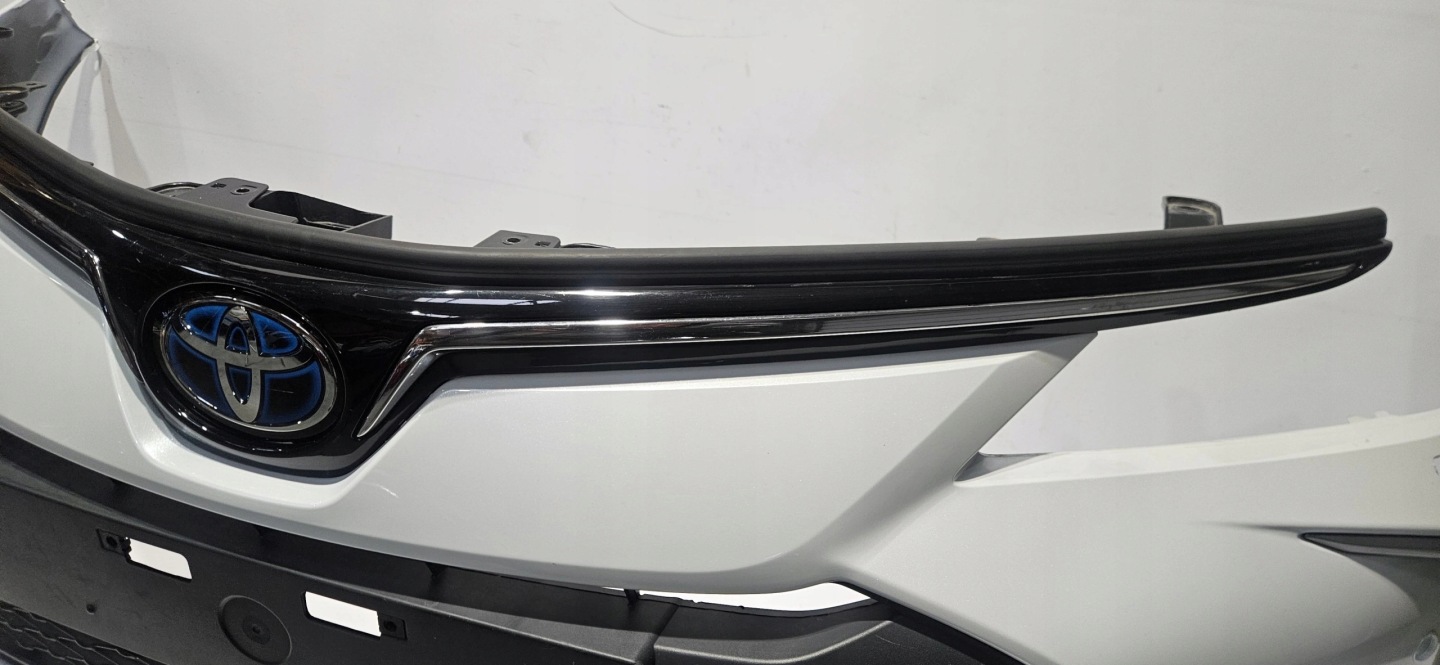 front bumper grille TOYOTA COROLLA E21 sedan LIFT 22- PDC washers 52119