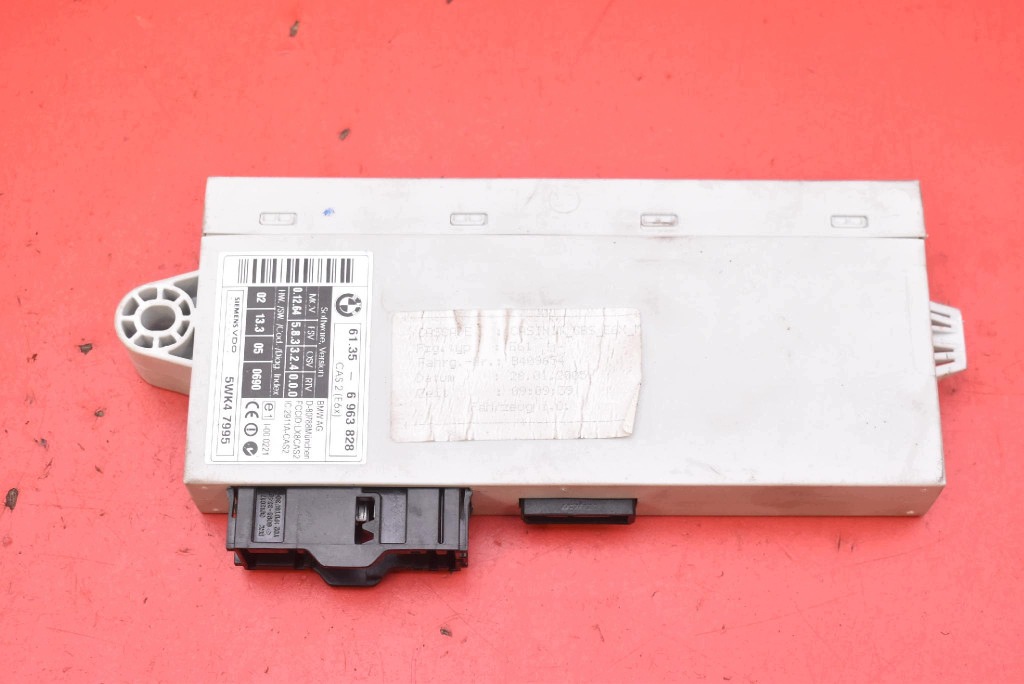 control unit module CAS 6963828 BMW E60 E61 2.5 D 177 KM 03-07