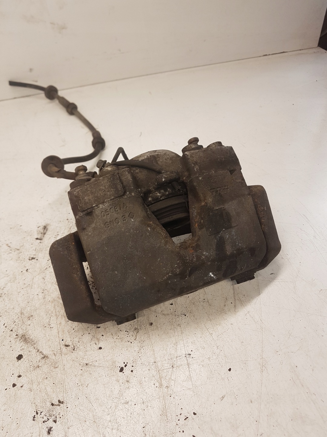 caliper brake left front AUDI A6 C7 A7 4G0105AK