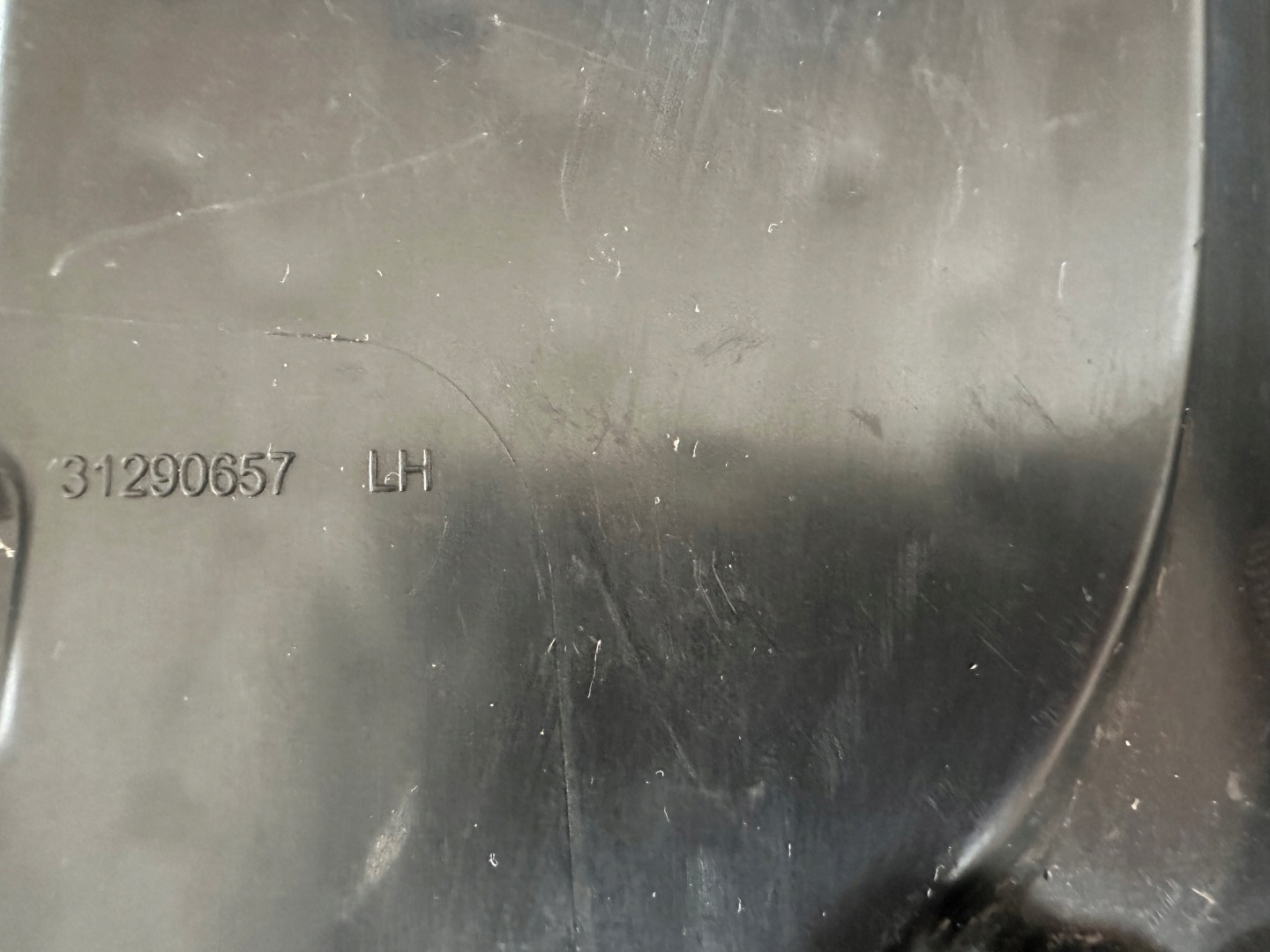 VOLVO XC60 LÜFTUNGSGITTER DER STOSSSTANGE LINKS 31290657
