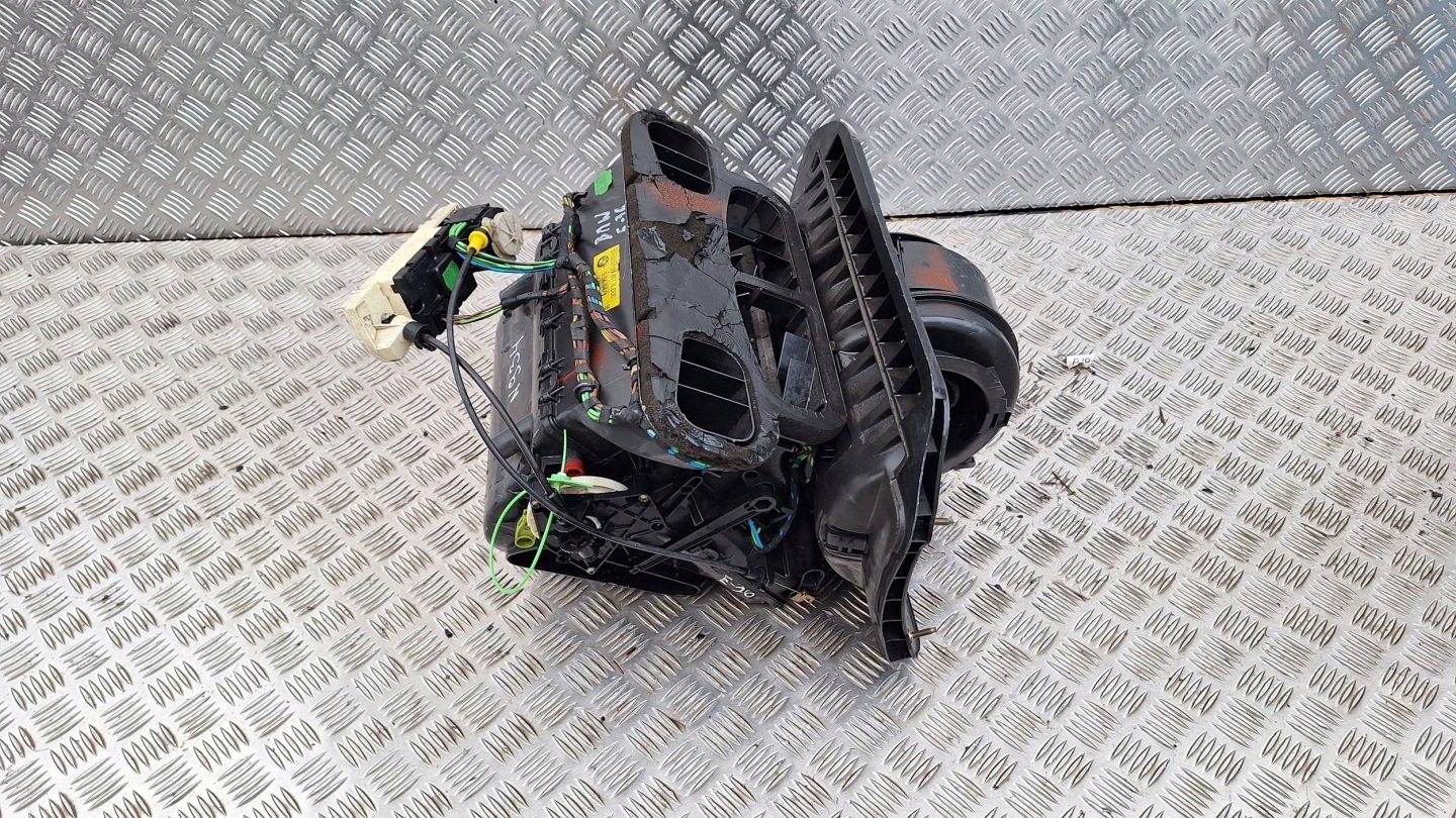 ohřívač ventilátor klími KPL 8391243 BMW E36