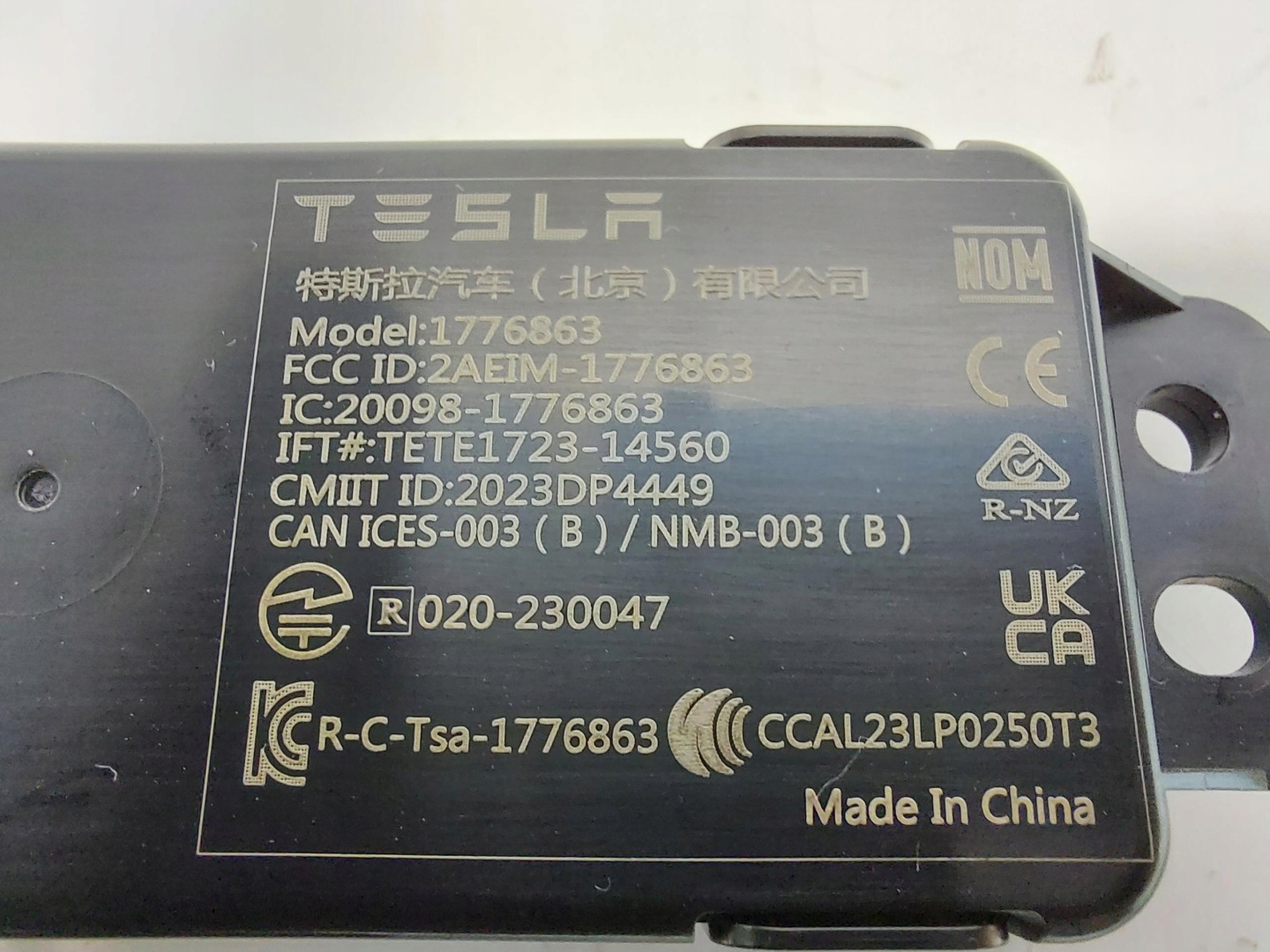 TESLA MODEL 3 LIFT 2024 HIGHLAND modulo USB
