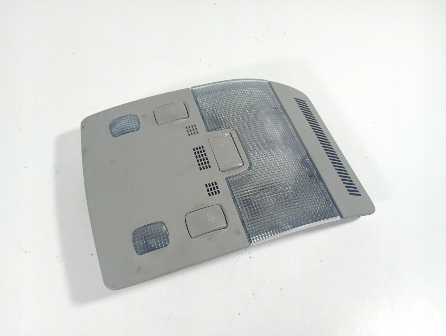 Audi A4 B6 00-06 OSWIETLENIE cabs light inner OE 8e0947135A