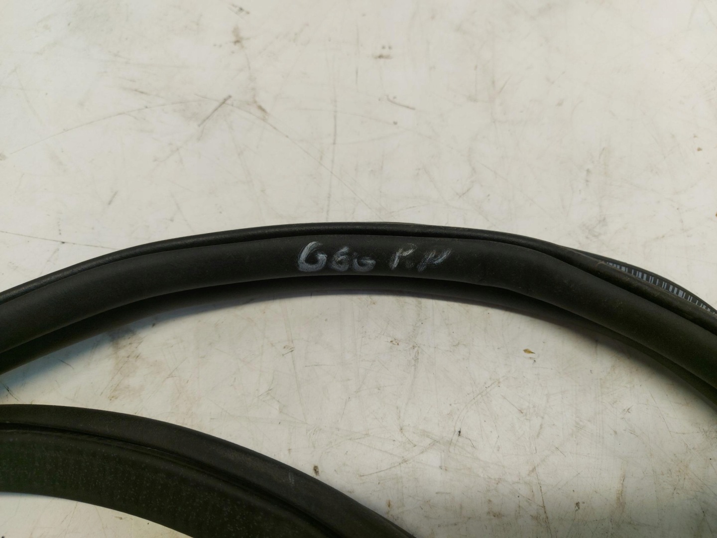 BMW 5 G60 gasket door front right 5A05896