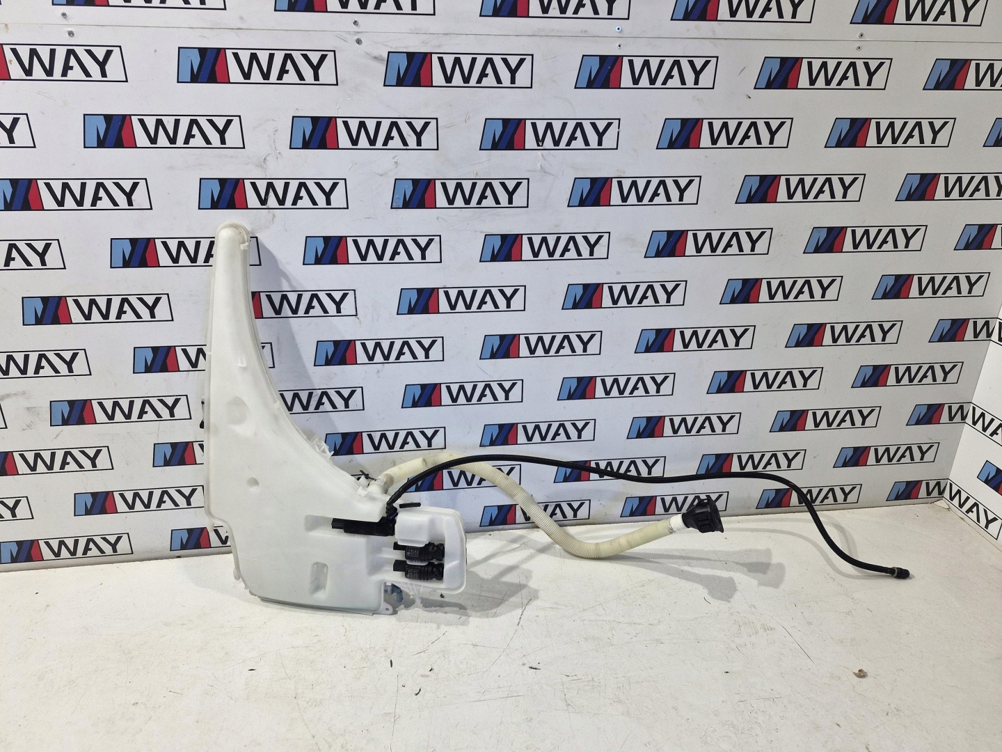 2992304 BMW X1 E84 serbatoio LIQUIDO LAVAFARI Originale