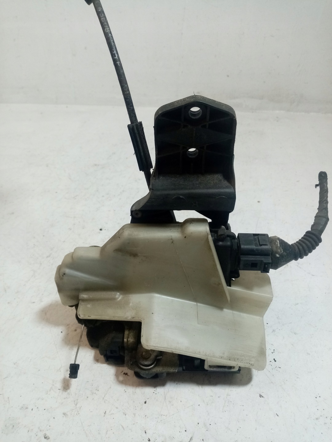 lock door right rear part rear VOLKSWAGEN PASSAT B5 FL