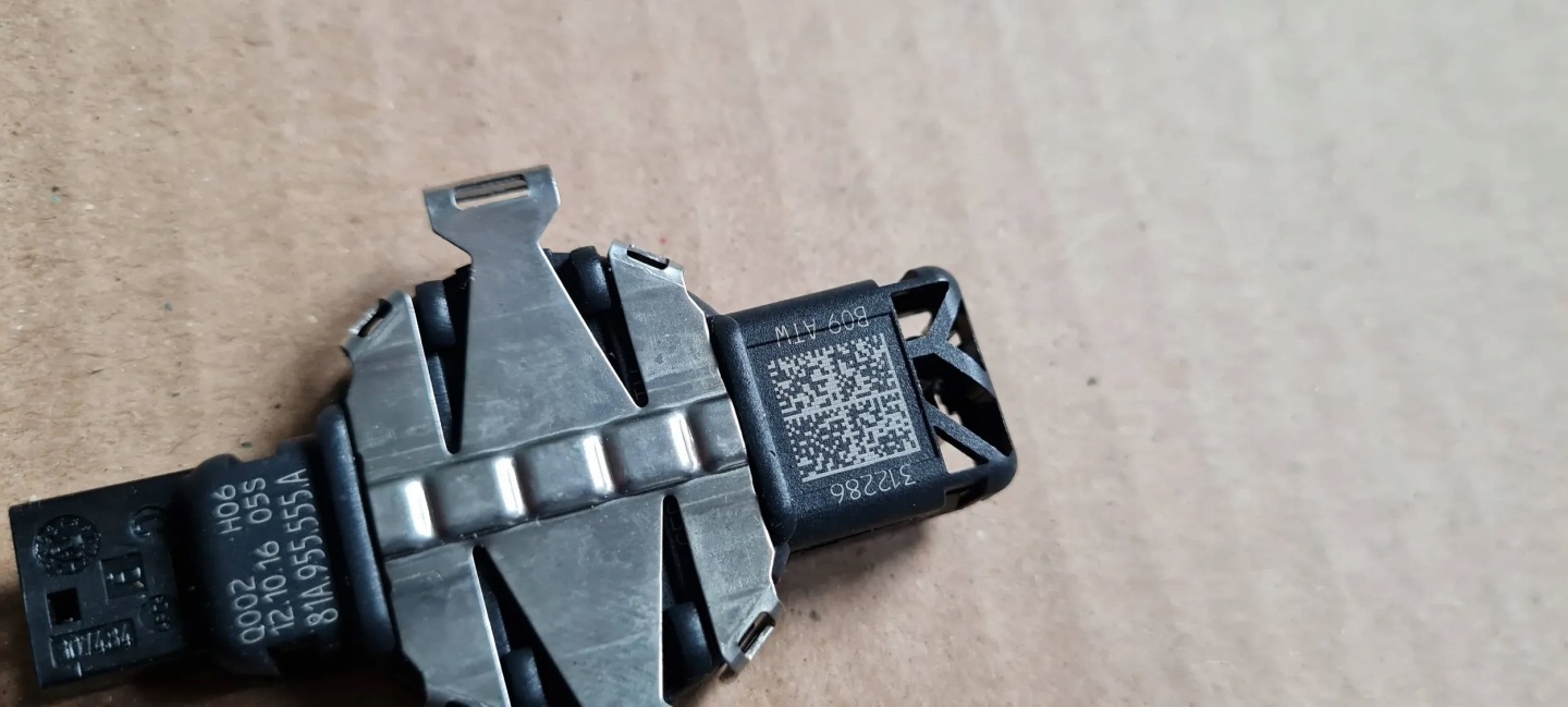 A4 B9 8W Sensor SENSOR Regen 81A955555A A5 8W Q5 Q7