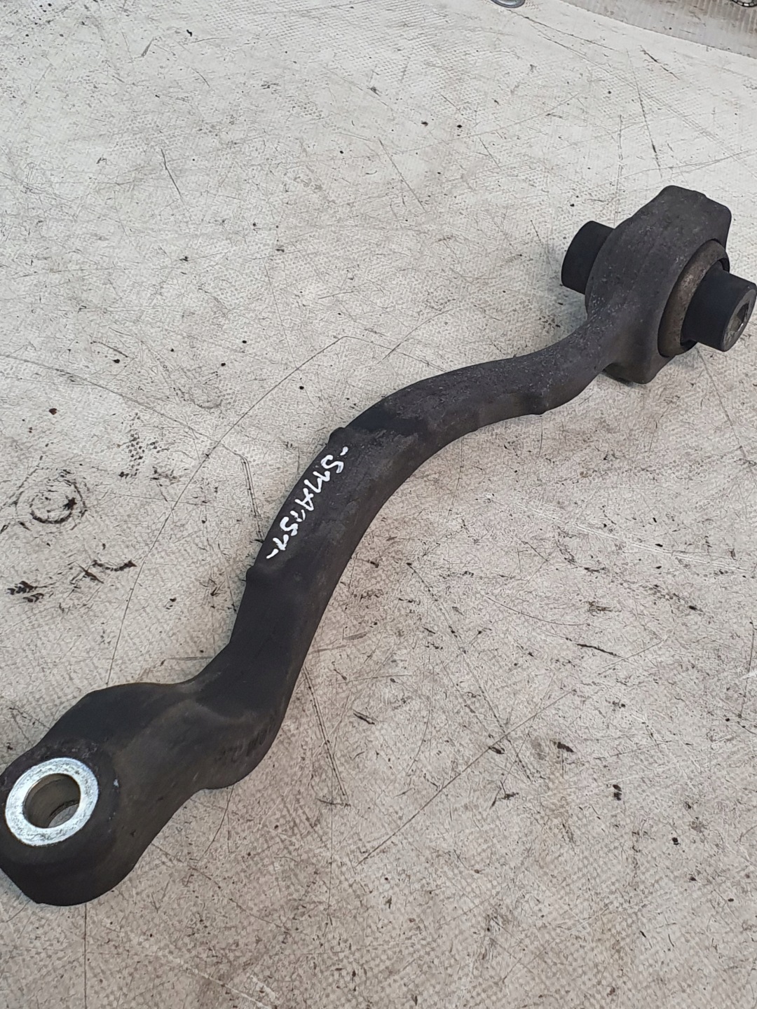 arm front right MERCEDES W212 2.2CDI EU 10r.