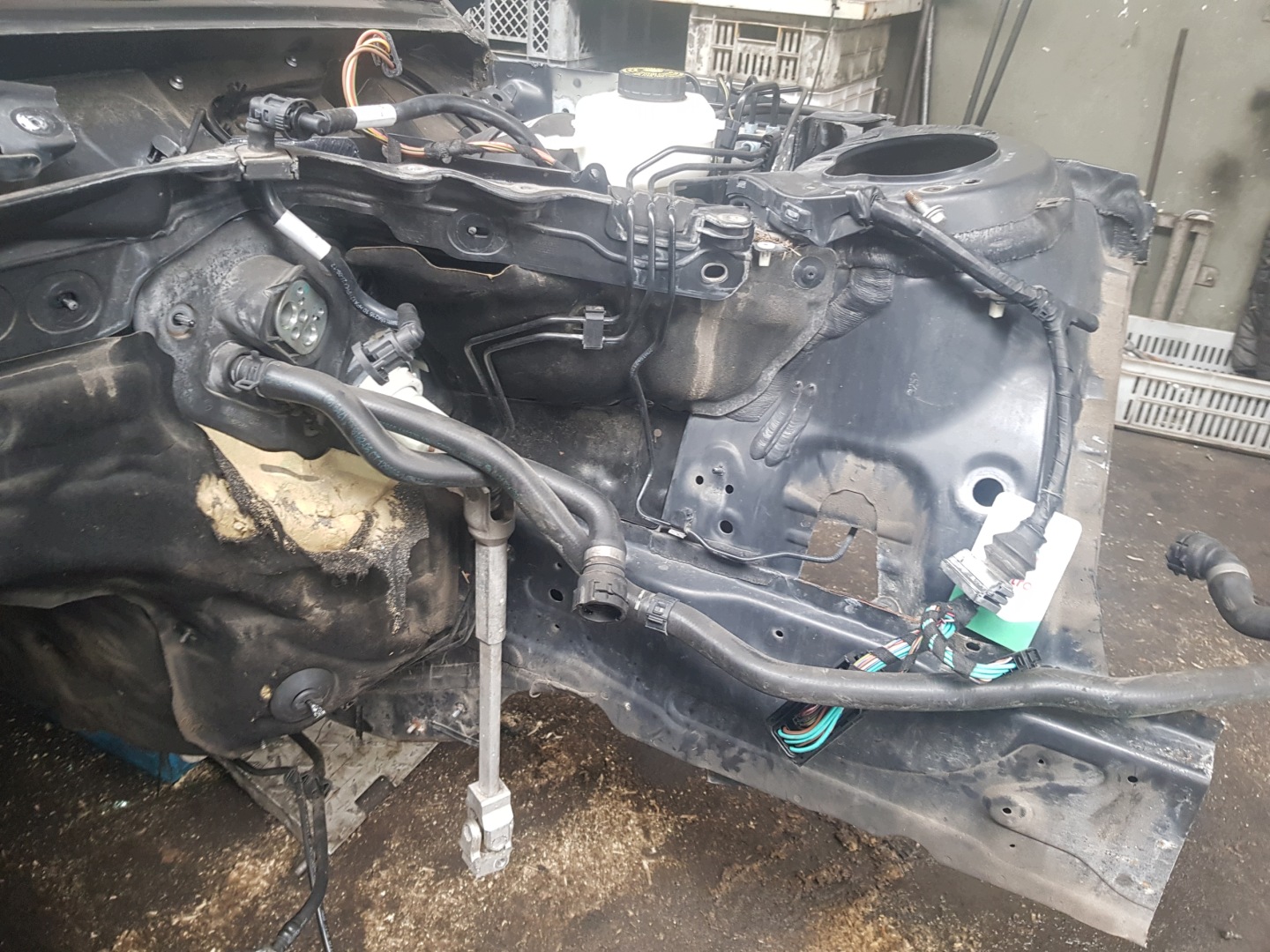quarter quarter left front BMW F31 2013