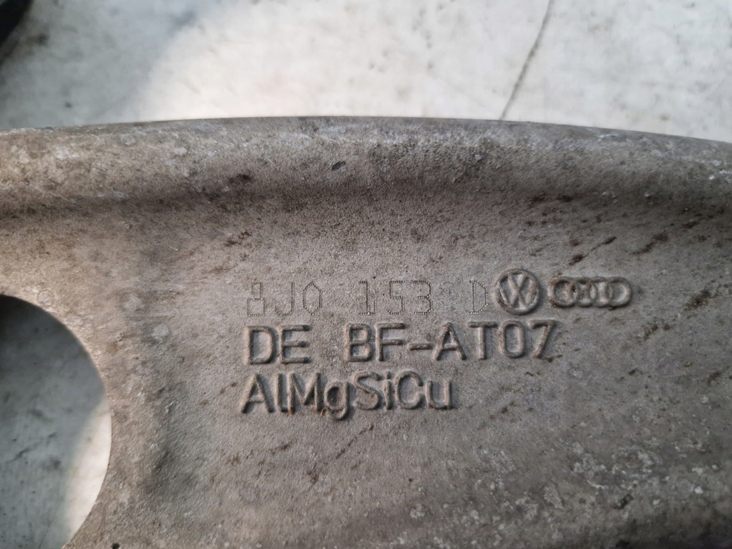 AUDI TT 8J0 arm front front left 8J0153D
