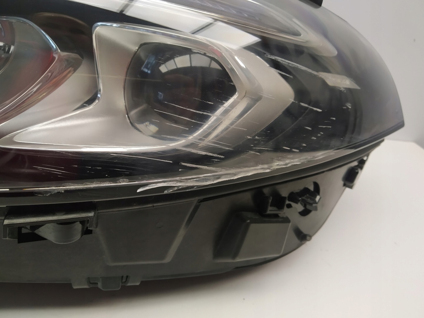 18r- Mercedes W177 reflektor light front left LED HIGH PERFORMANCE