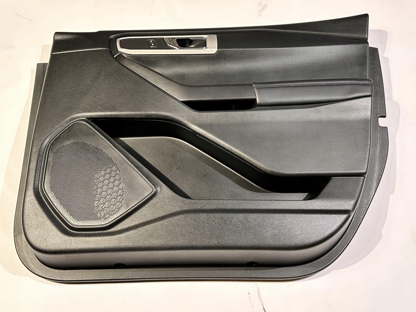 side upholstery side door right front front Ford Explorer 2020+