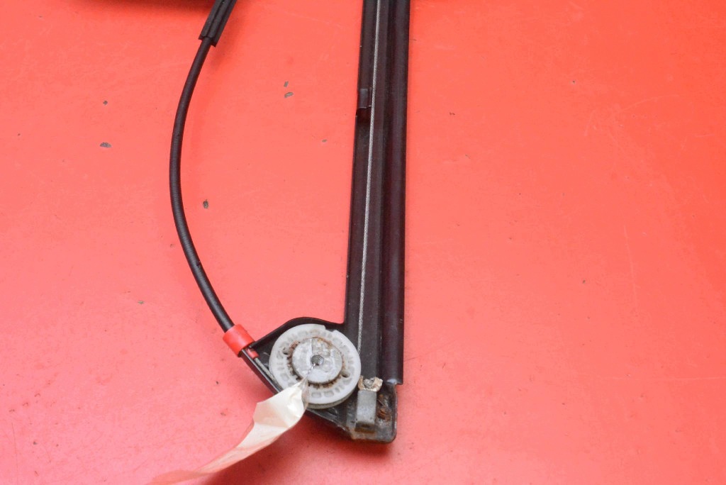 window regulator left front EU 8360511 BMW E39 LIFT 00-04