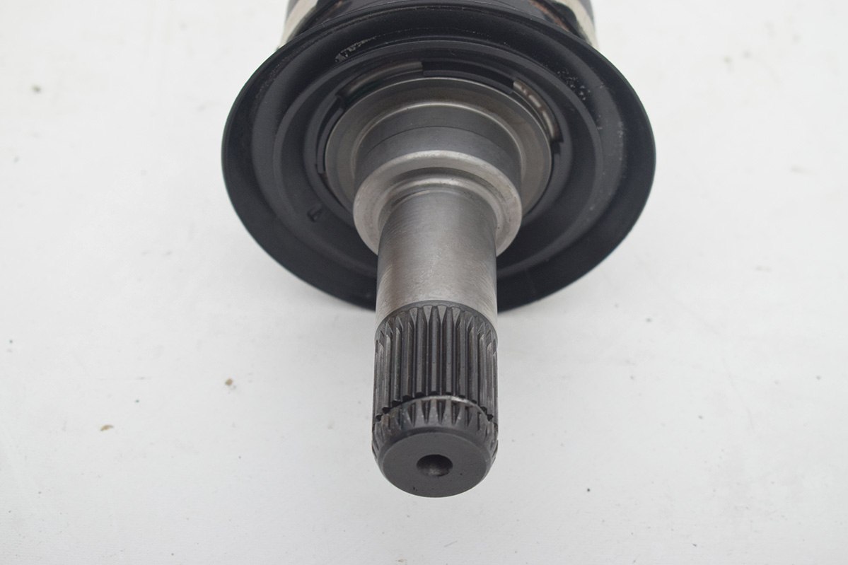 semi-axis rear rear part right BMW 5 G30 8664046