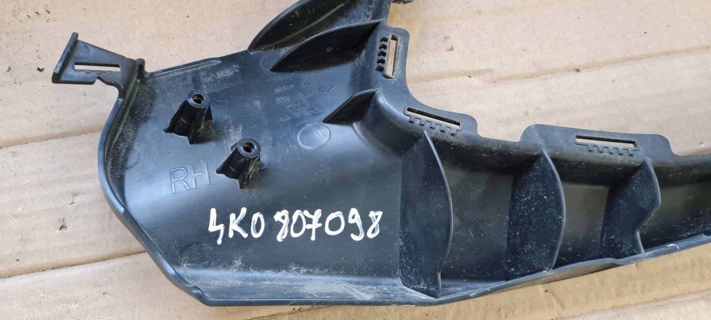 A6 C8 4K bumper bracket holder right front 4K0807098