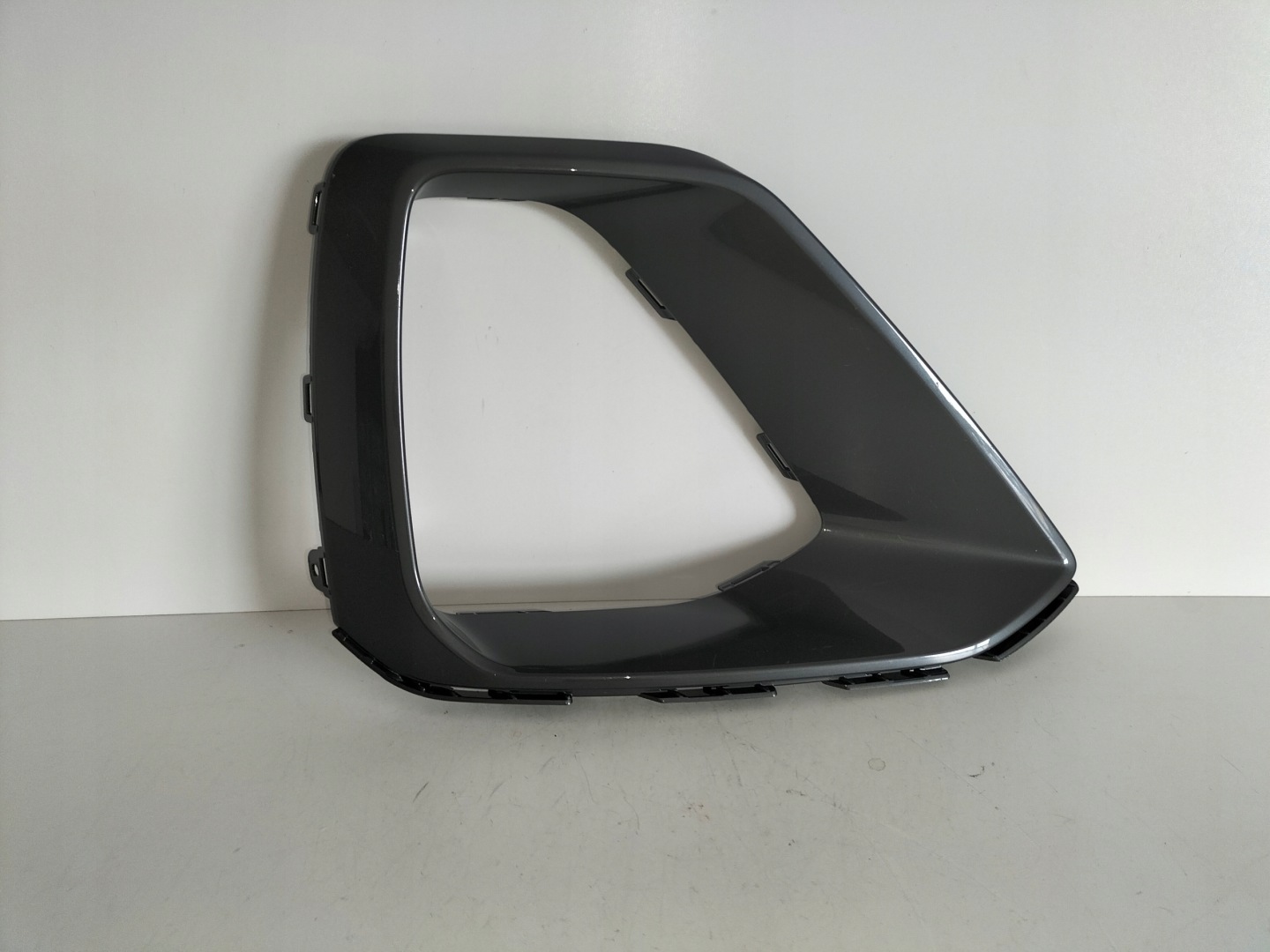 grille grid frame of a bumper front right AUDI Q8 LIFT 22- S-LINE