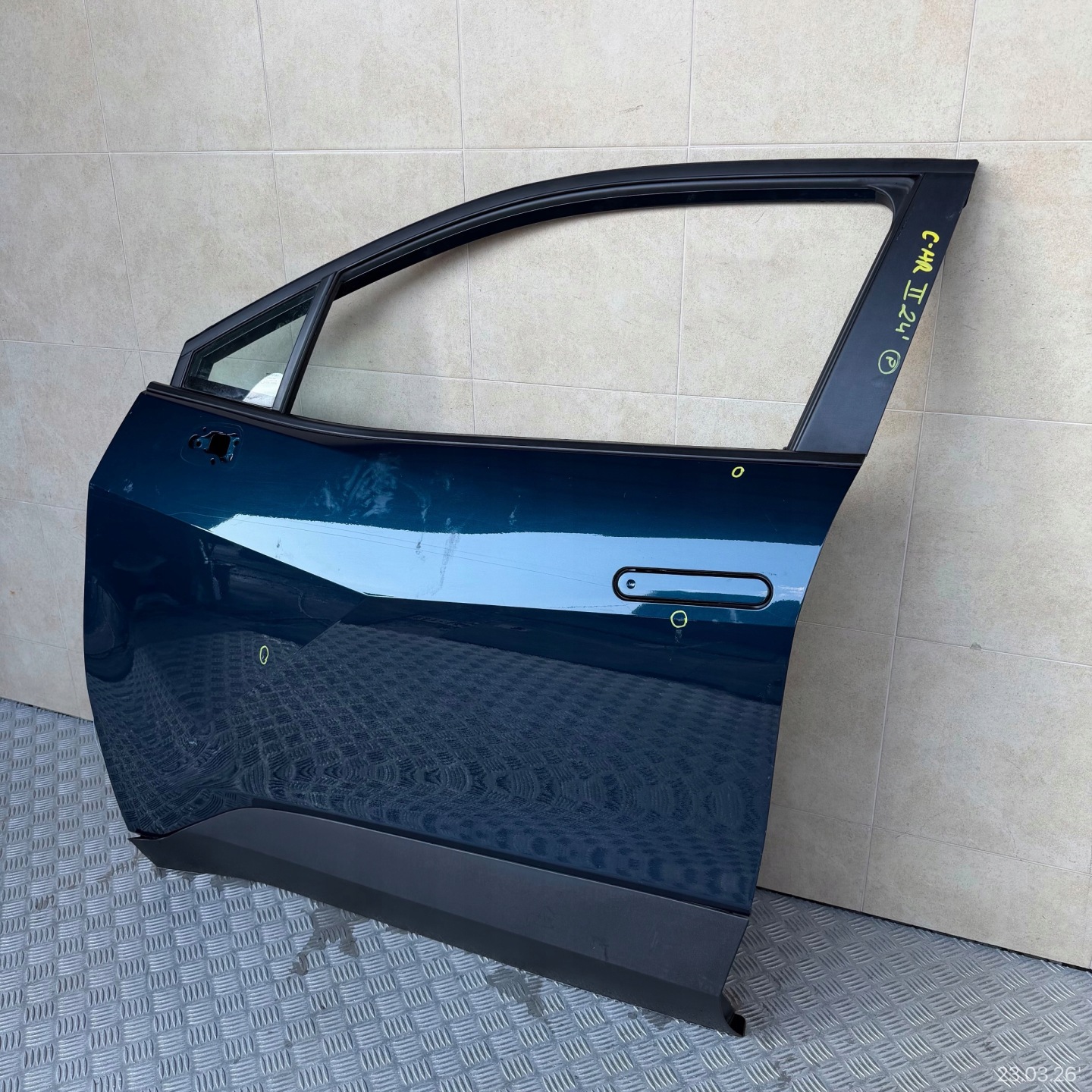 door complete front left TOYOTA C-HR II 2024 ROK