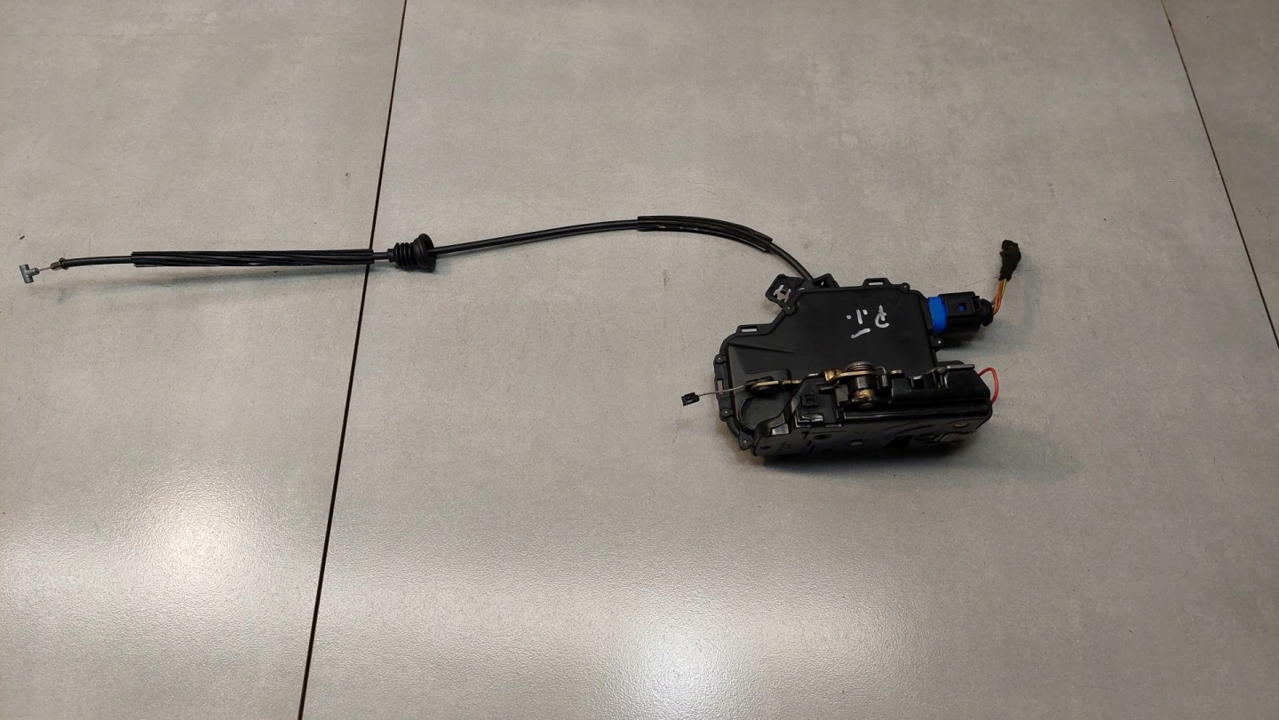 lock door right rear part FABIA and 1.9 SDI