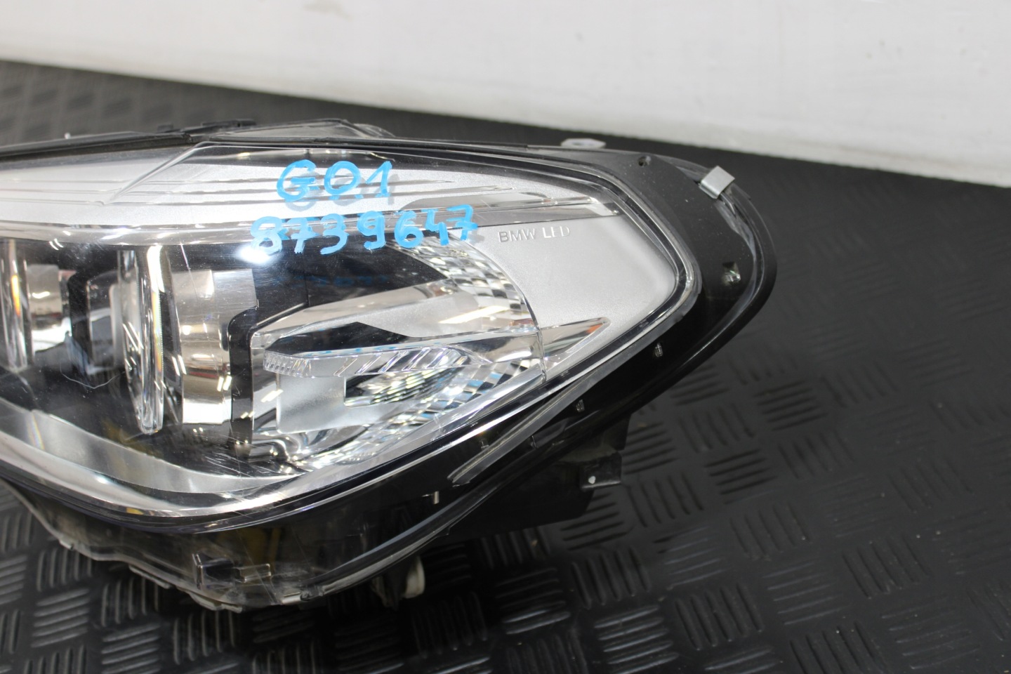 light left front front 8739647 BMW X3 G01