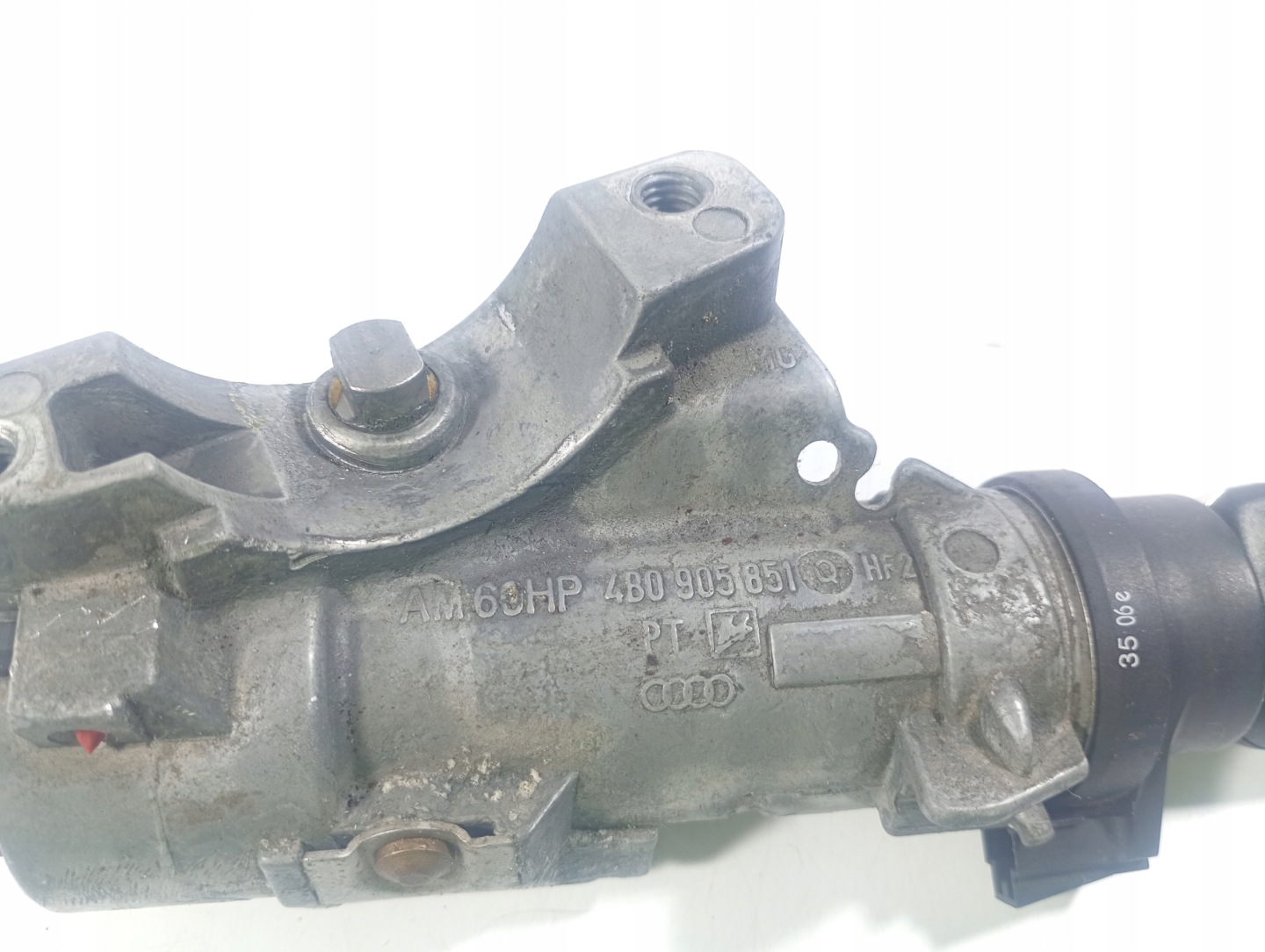 VW AUDI ignition Z KLUCZYKIEM OE 4B0905851