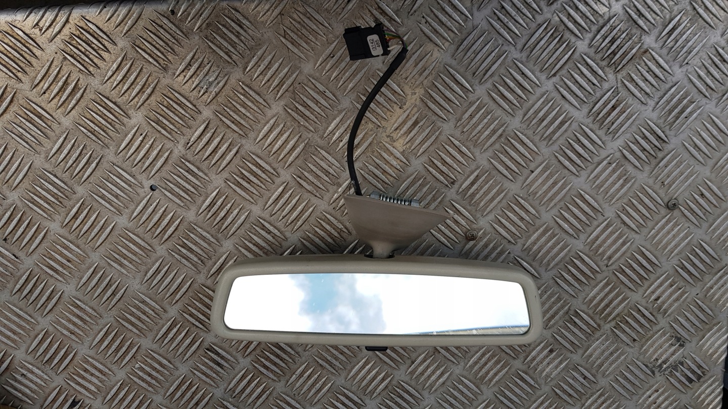 MERCEDES W203 mirror inner A2038103517 reversely