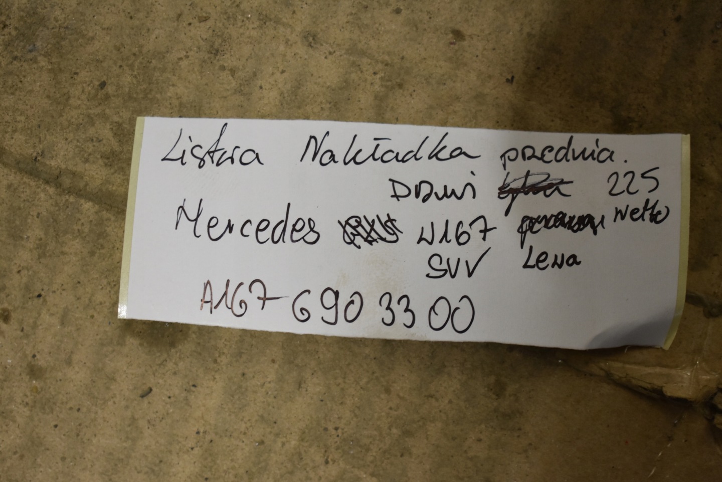 IDEALNA moulding cap door front left MERCEDES W167 SUV 1