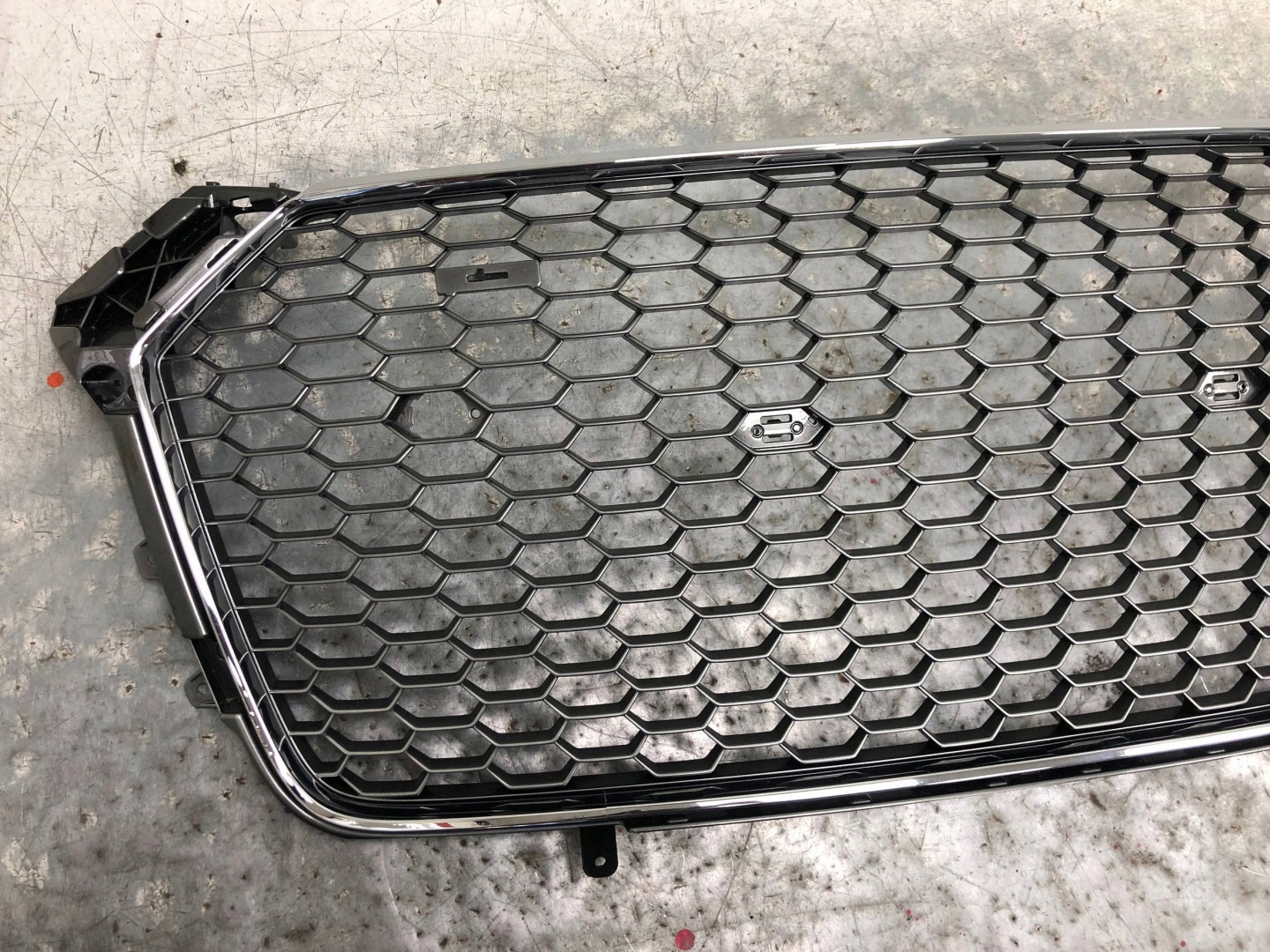 Grill Grill CHROM AUDI R8 4S0853653D