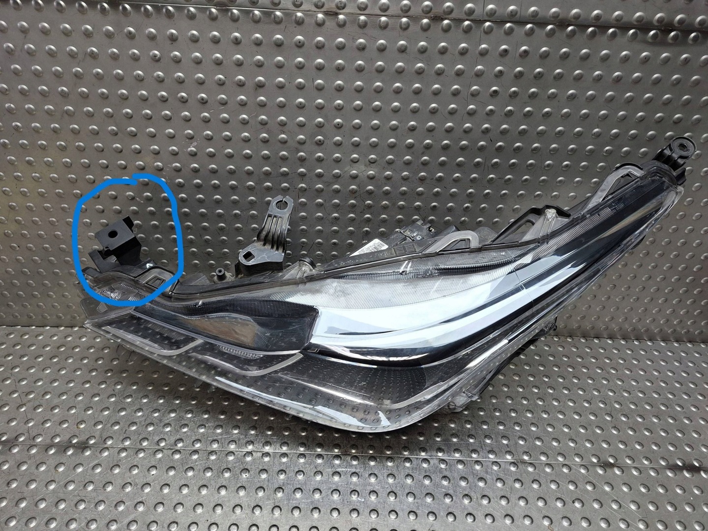 light front left lens TOYOTA COROLLA E21 sedan 19- EU