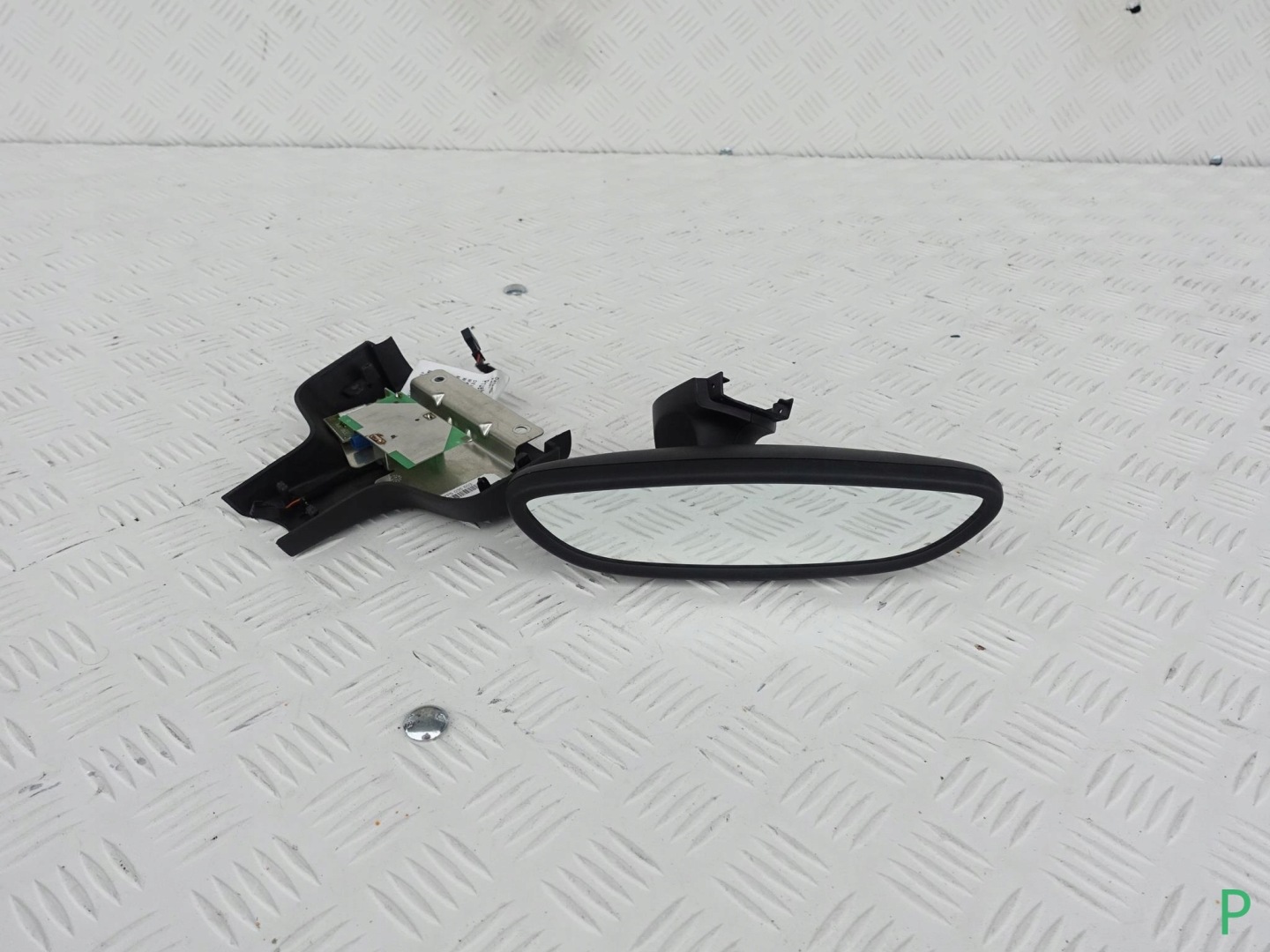 PORSCHE CAYENNE 7P 10- mirror inner aerial