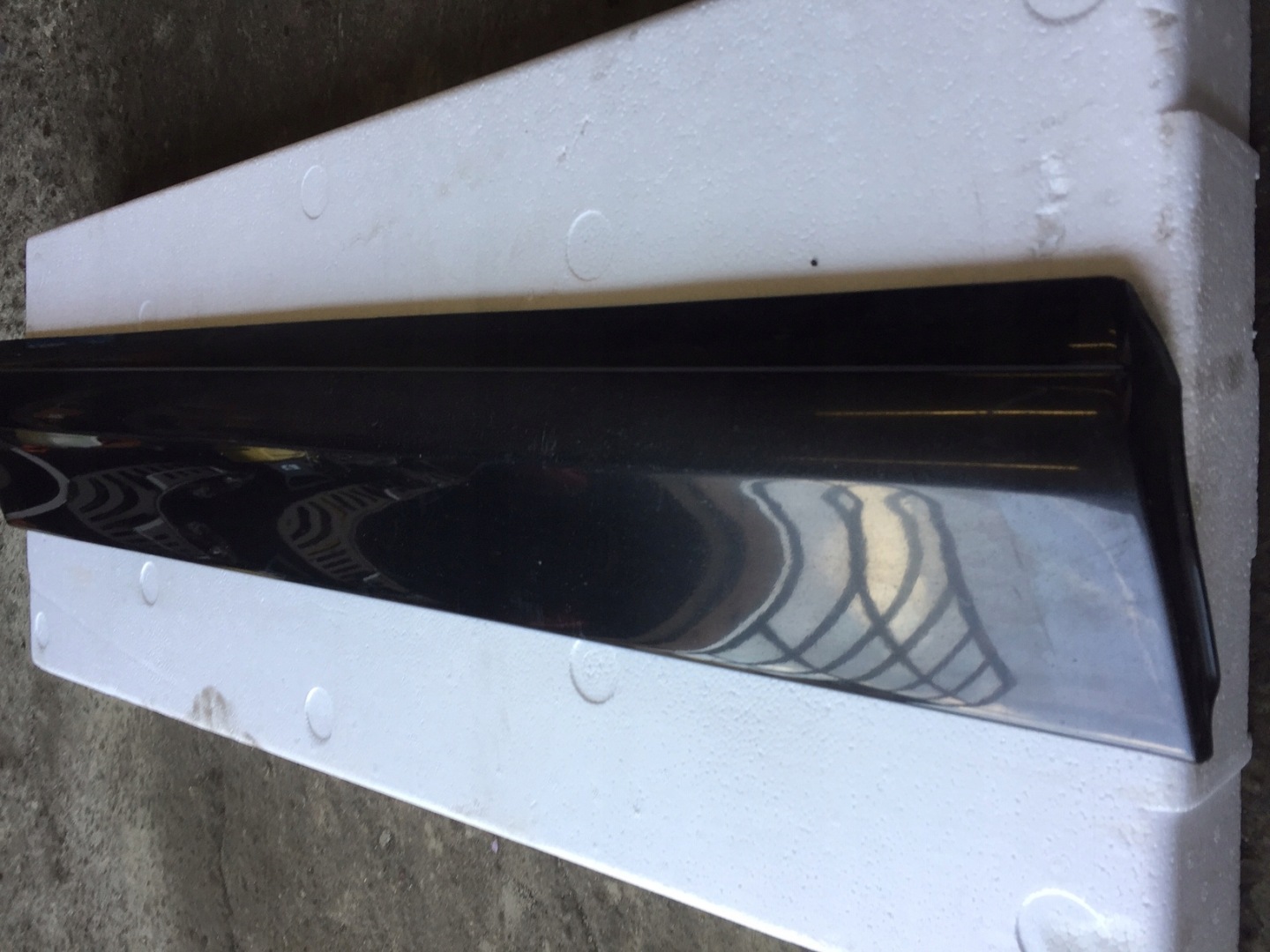 AUDI Q7 4L LZ9Y moulding lower door left front left 4L0853959A/B