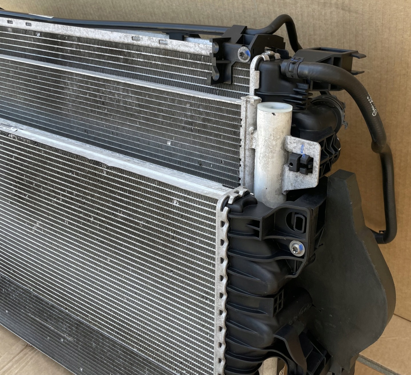 hüttök ventilátor VW T6 T6.1 MULTIVAN 2.0 TDI JAK új KOMPLET