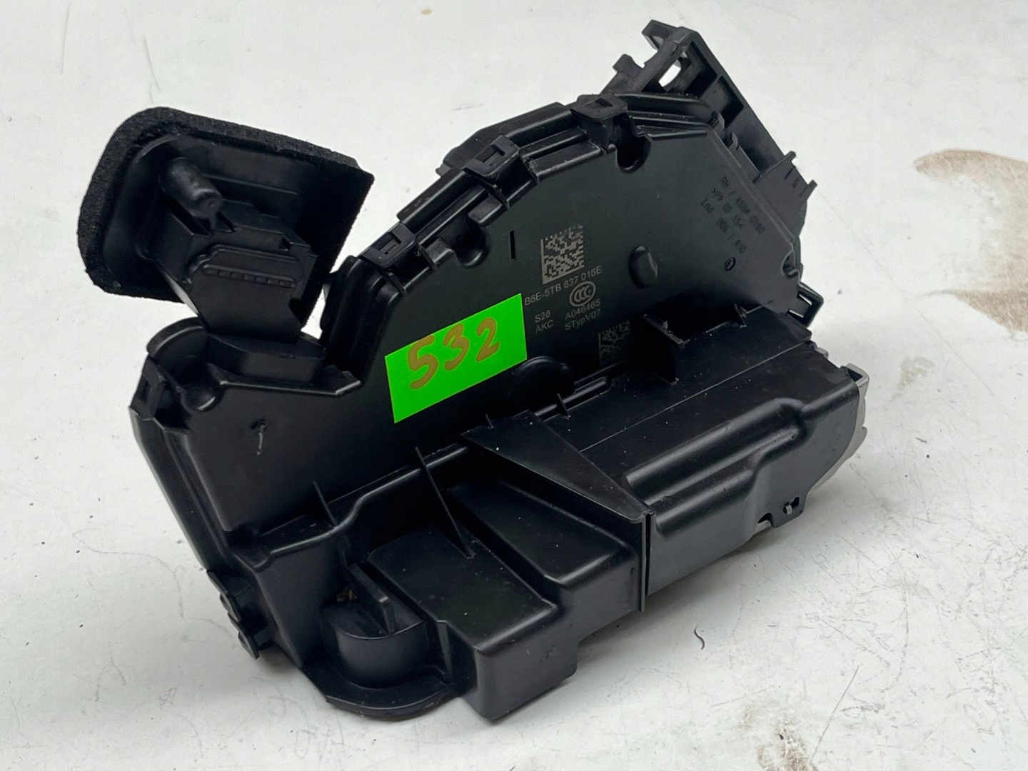 VOLKSWAGEN SEAT SKODA lock door right front 5TB837016E @M