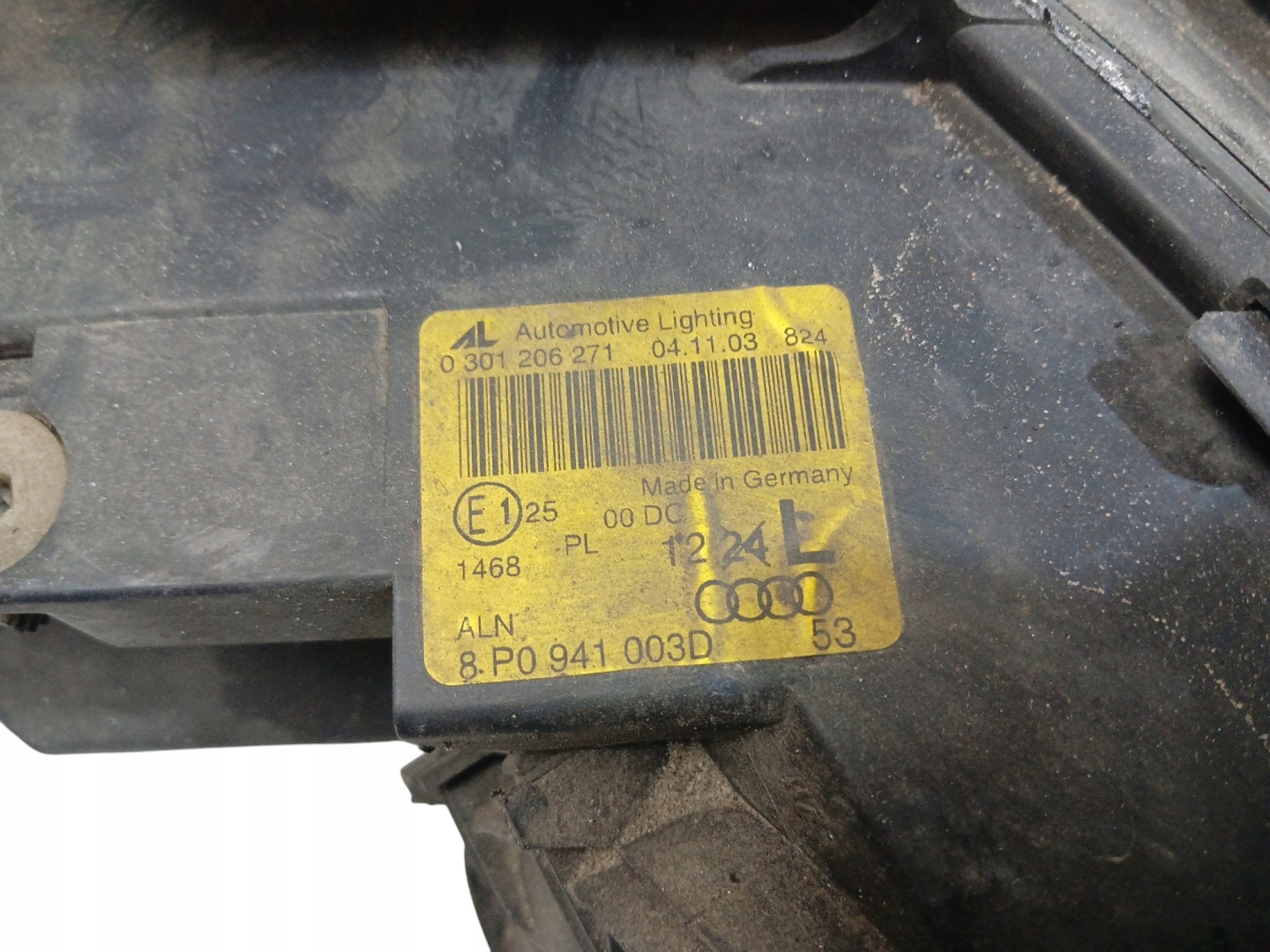 light left front XENON AUDI A3 8P (2003-2008) 8P0941003D EUROPA