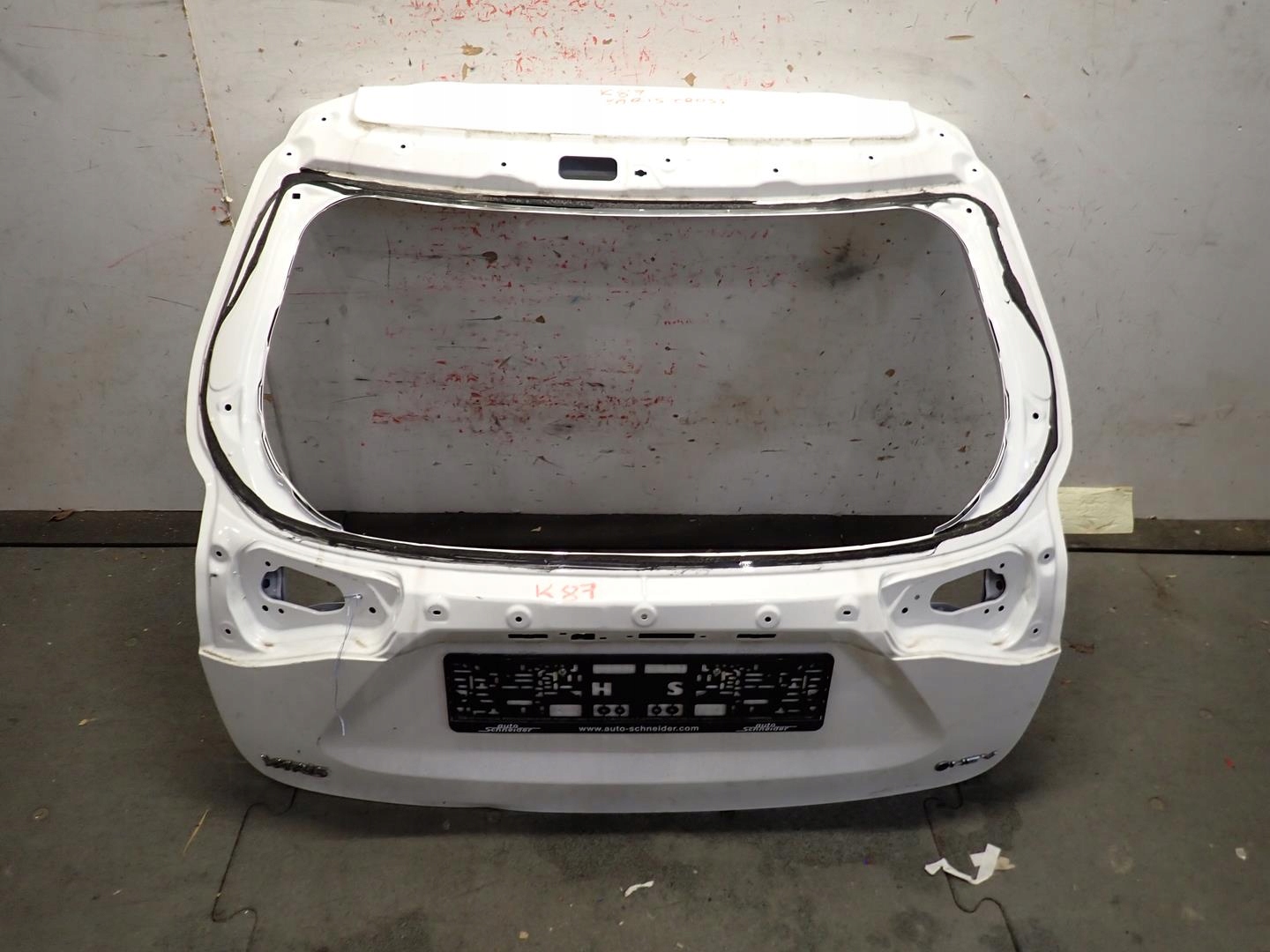 kapota TOYOTA YARIS CROSS 2020