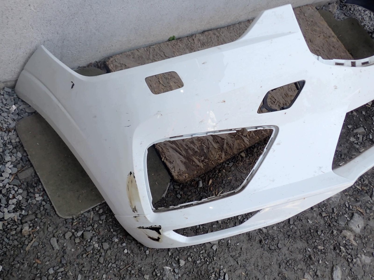 bumper front front VOLVO XC60 2 II 246 2017-2021R 31449127