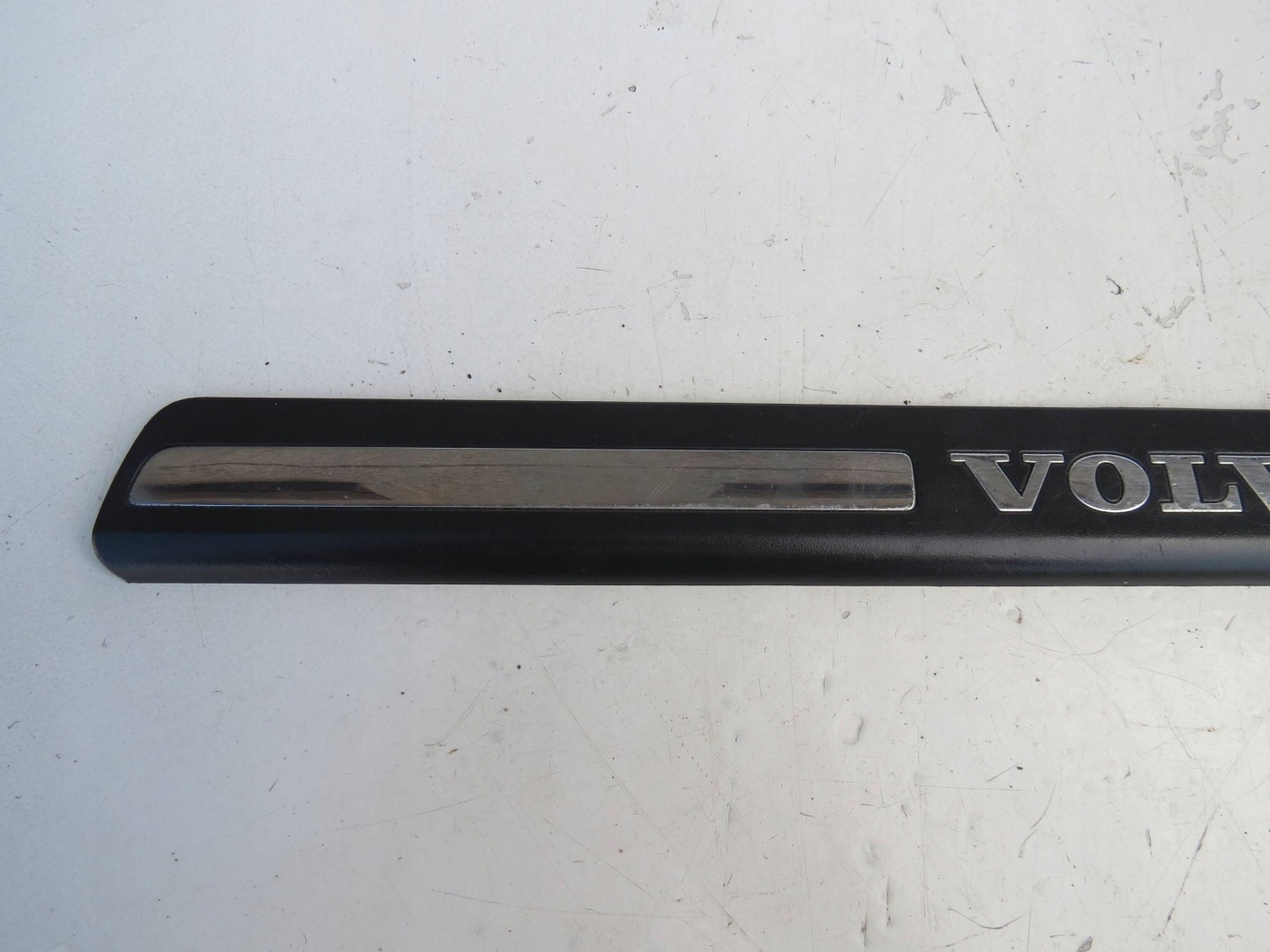 moulding threshold door left VOLVO S60 II 8659960