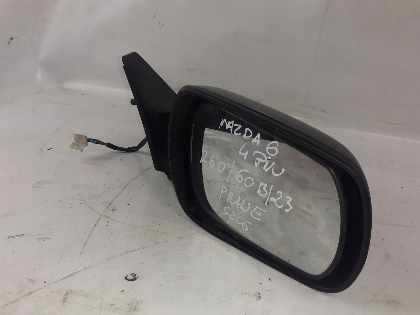 Mazda 6 and mirror right electrics