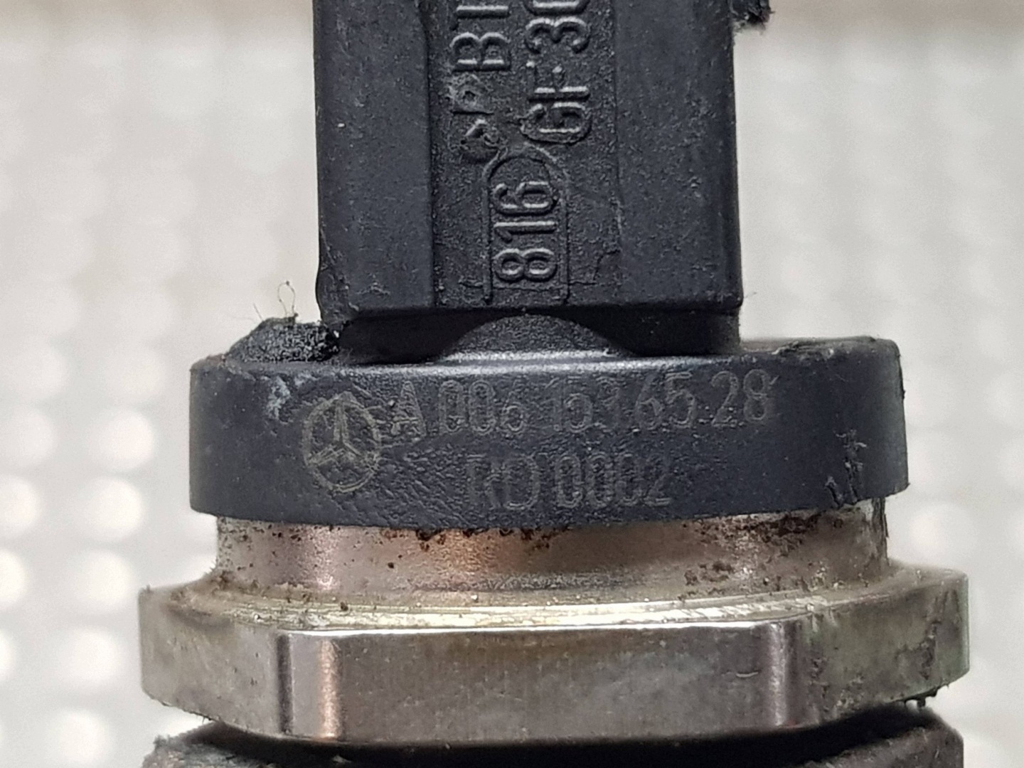 injection ramp sensor A6460701895 MERCEDES W906 VITO W639 2.2 CDI