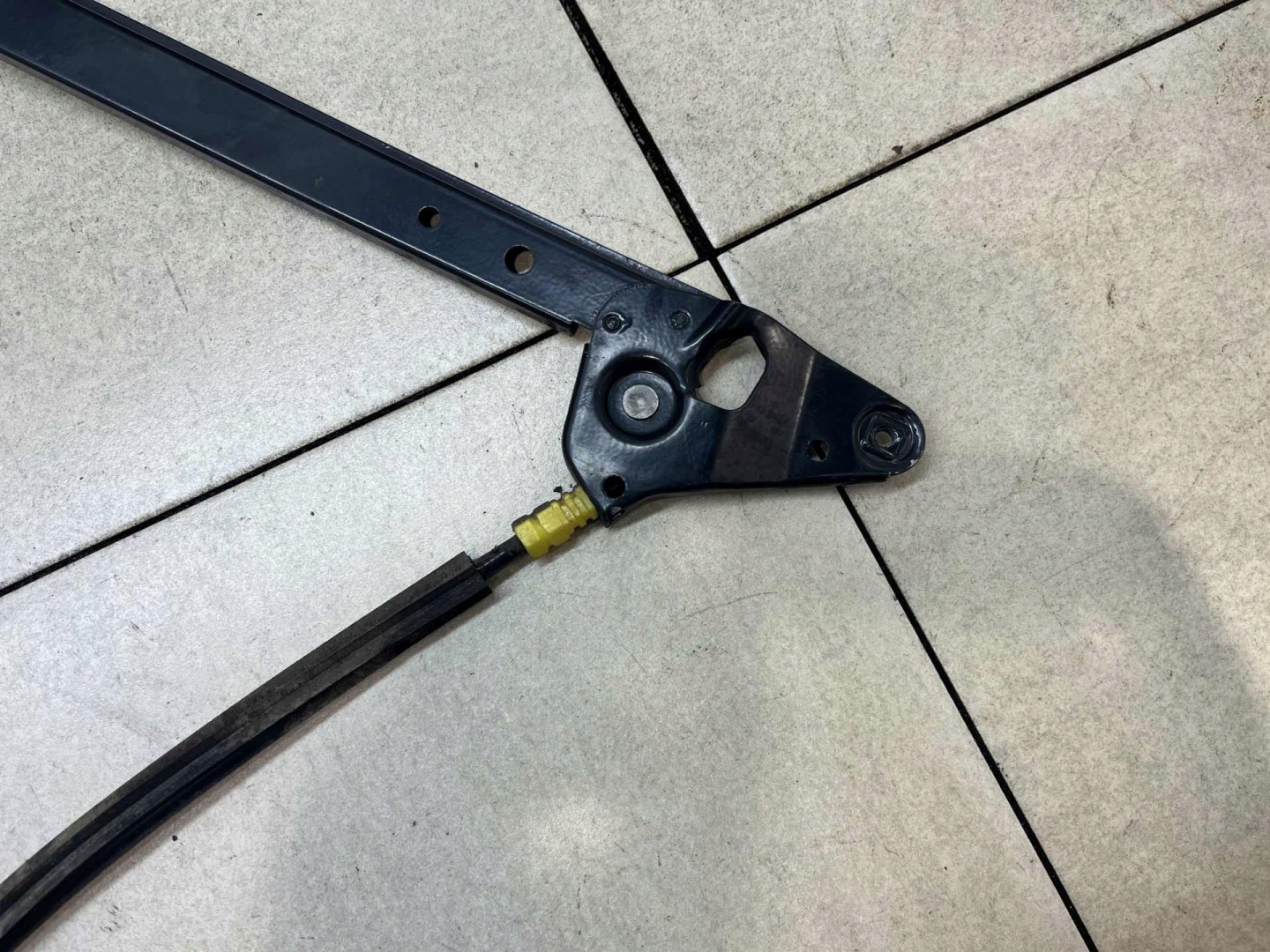 window regulator right rear part GALAXY 1.9 TDI FL TR37M3959812